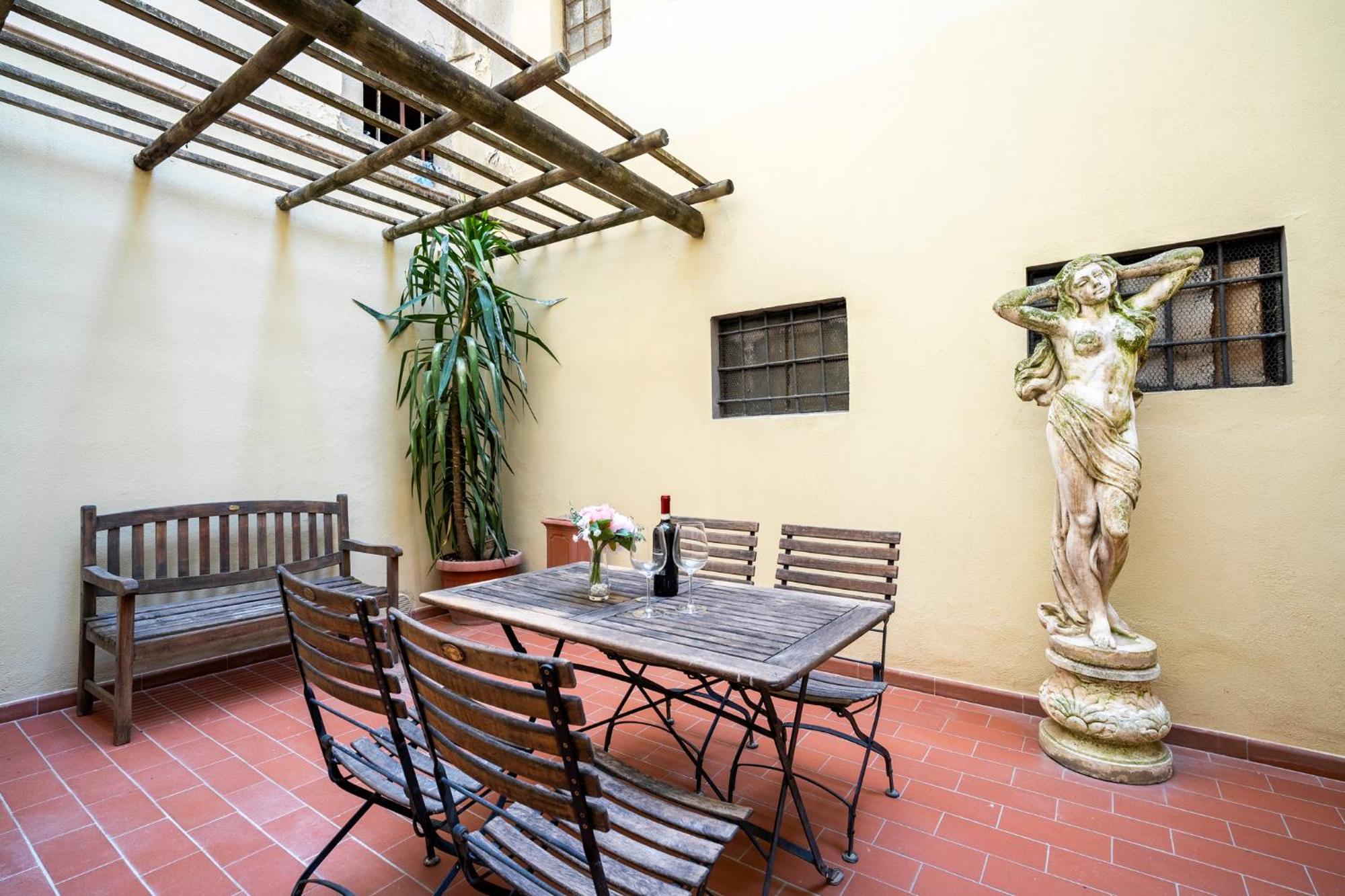 Station With Garden * Firenze