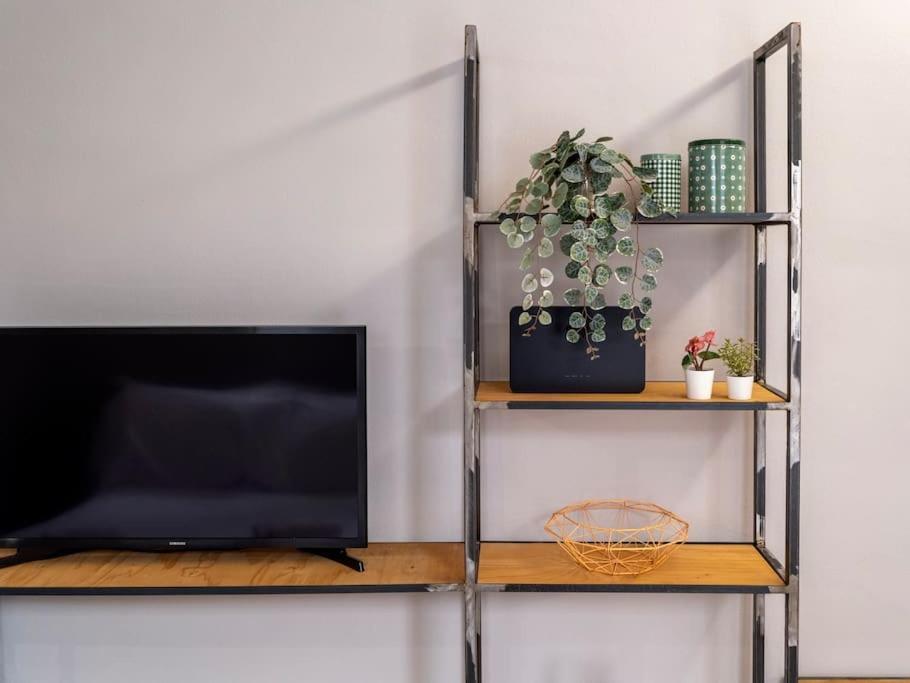 Apartment Tuscan Tempo Elegant Escape Near Pontevecchio Florence