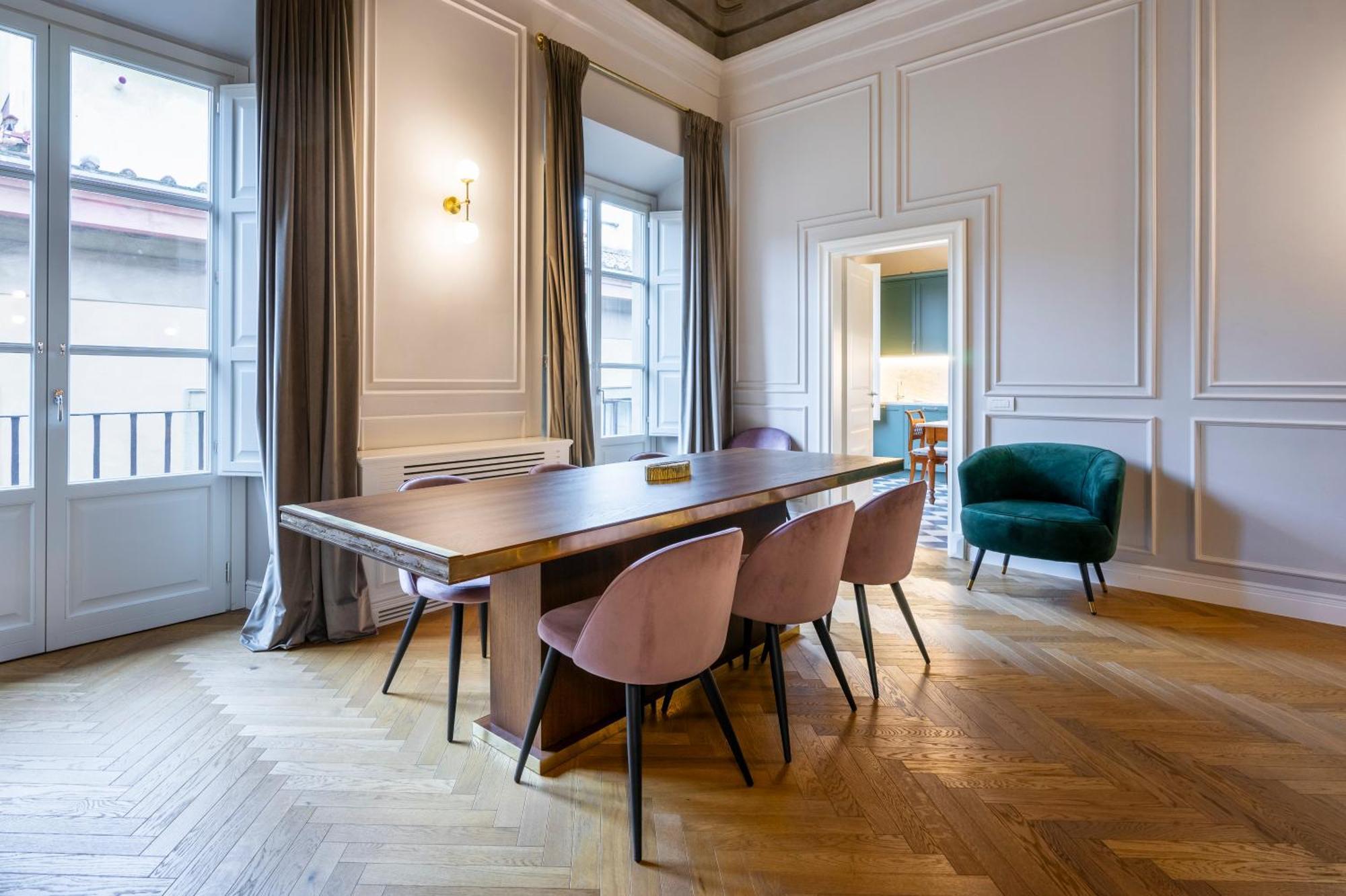 Apartment Palazzo Pazzi Vitali Luxury In Florence