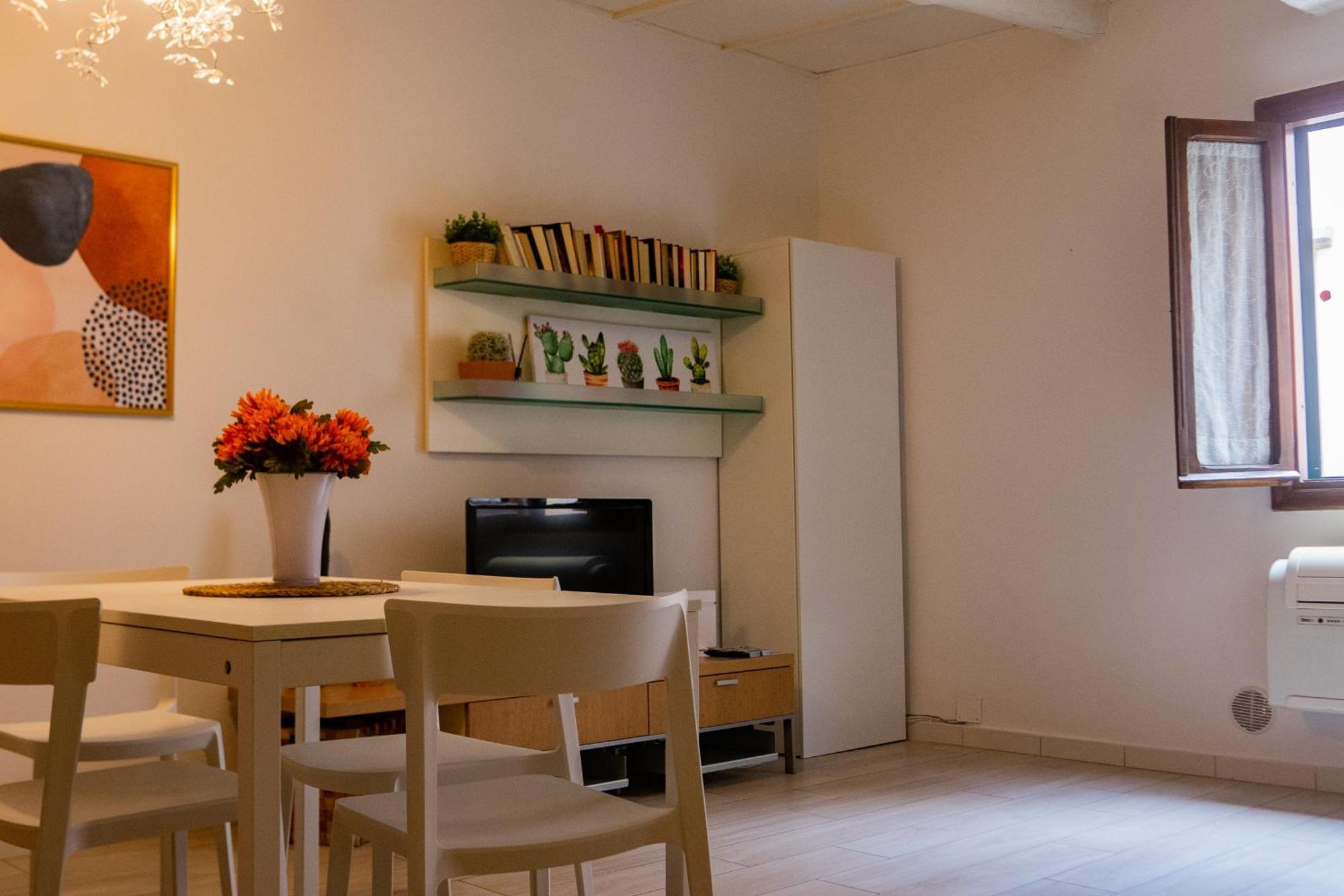 Apartment Little Sweet In *