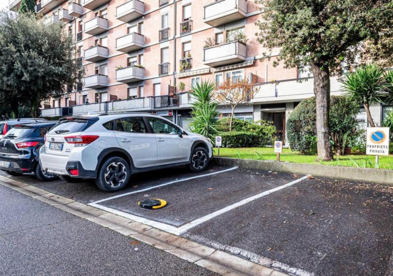 La Di Tommy Con Parcheggio Privato Apartment