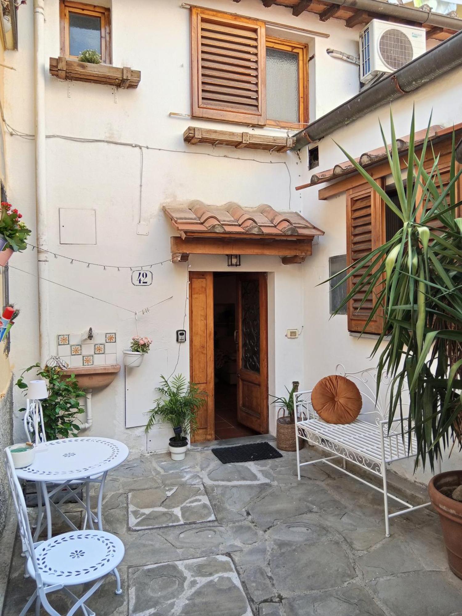 Casa Romantica Vicino Al Centro Di Apartment Florence