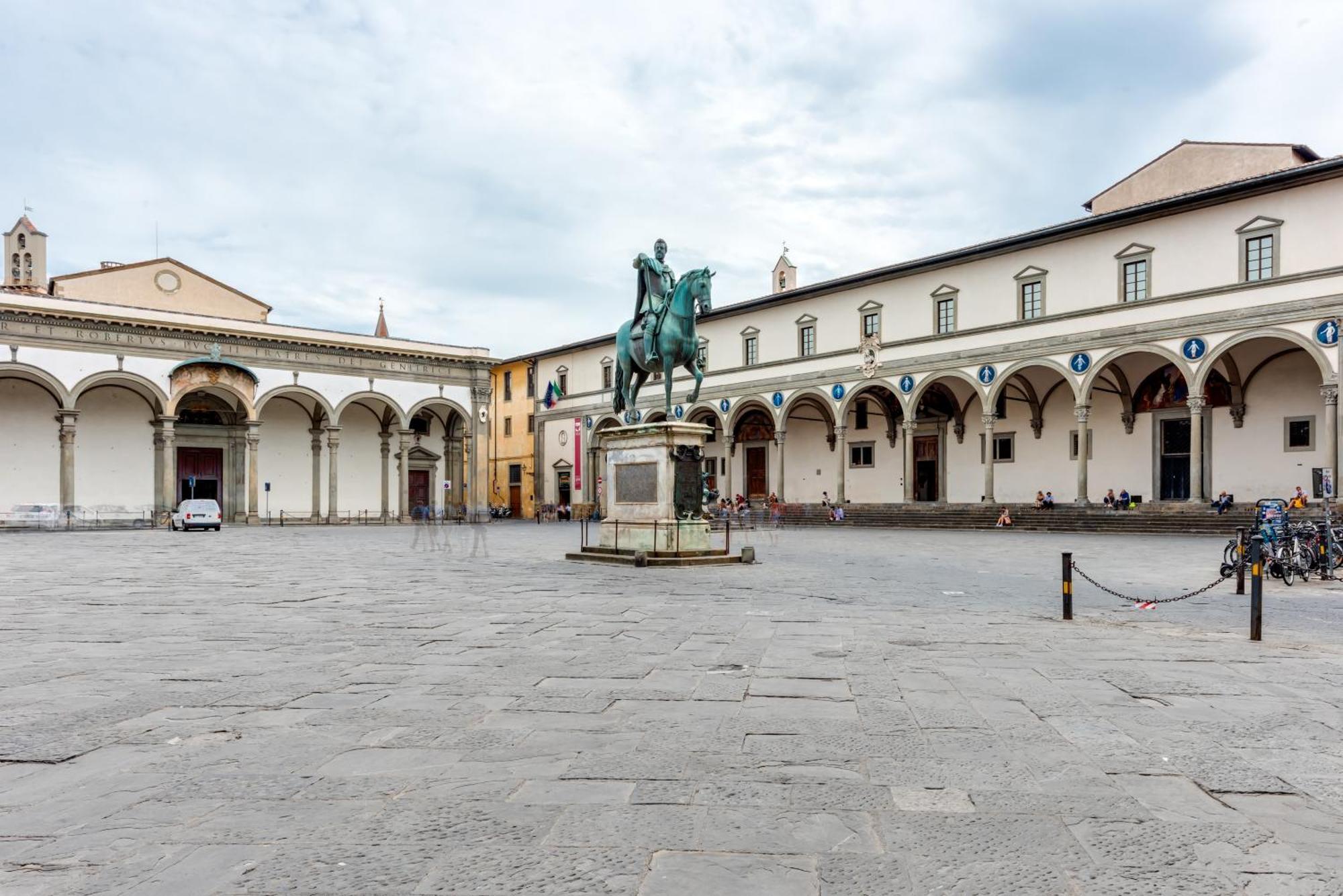 Comodo Dietro Il Duomo Florence