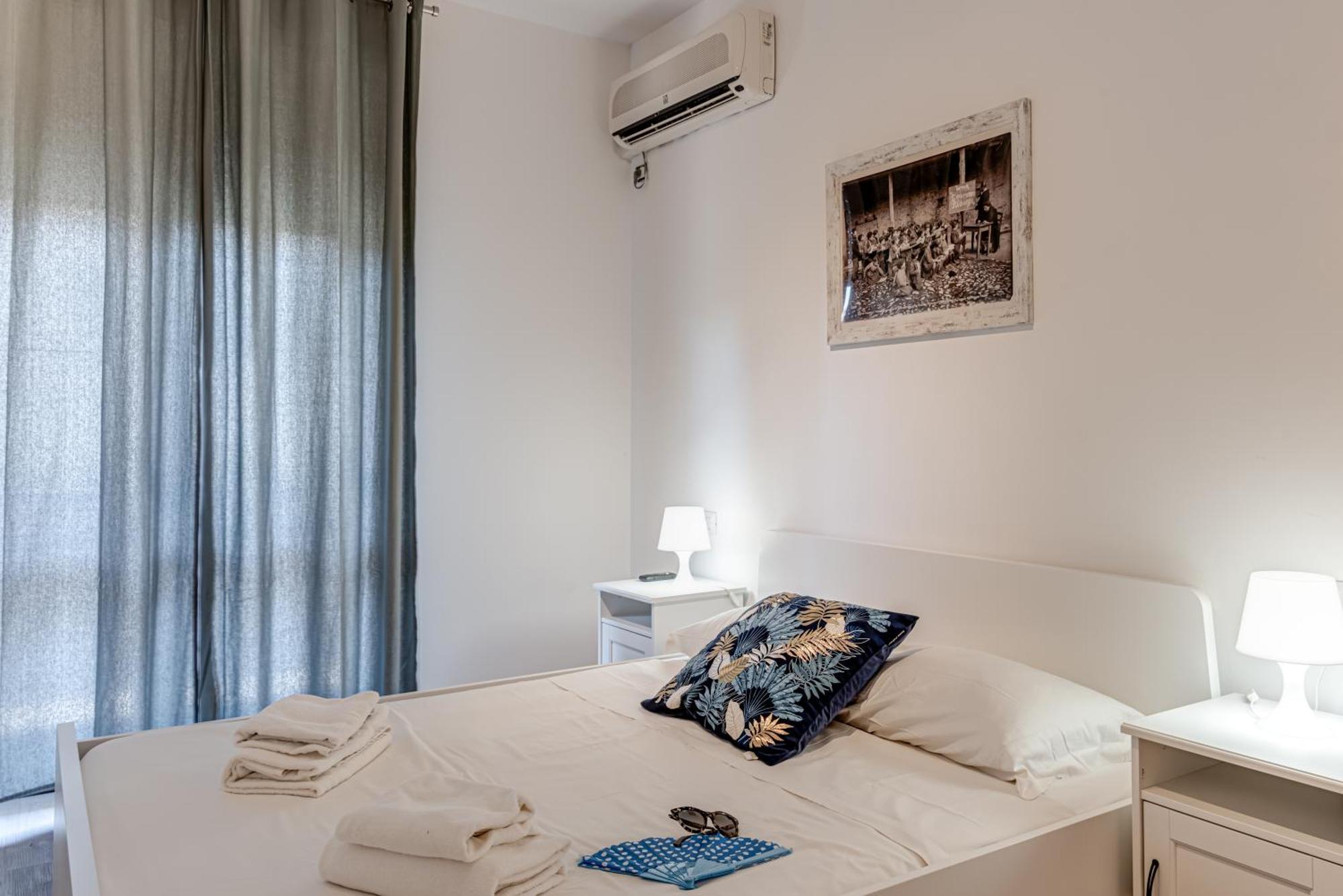 Pavone - Sweet Dreams In Firenze