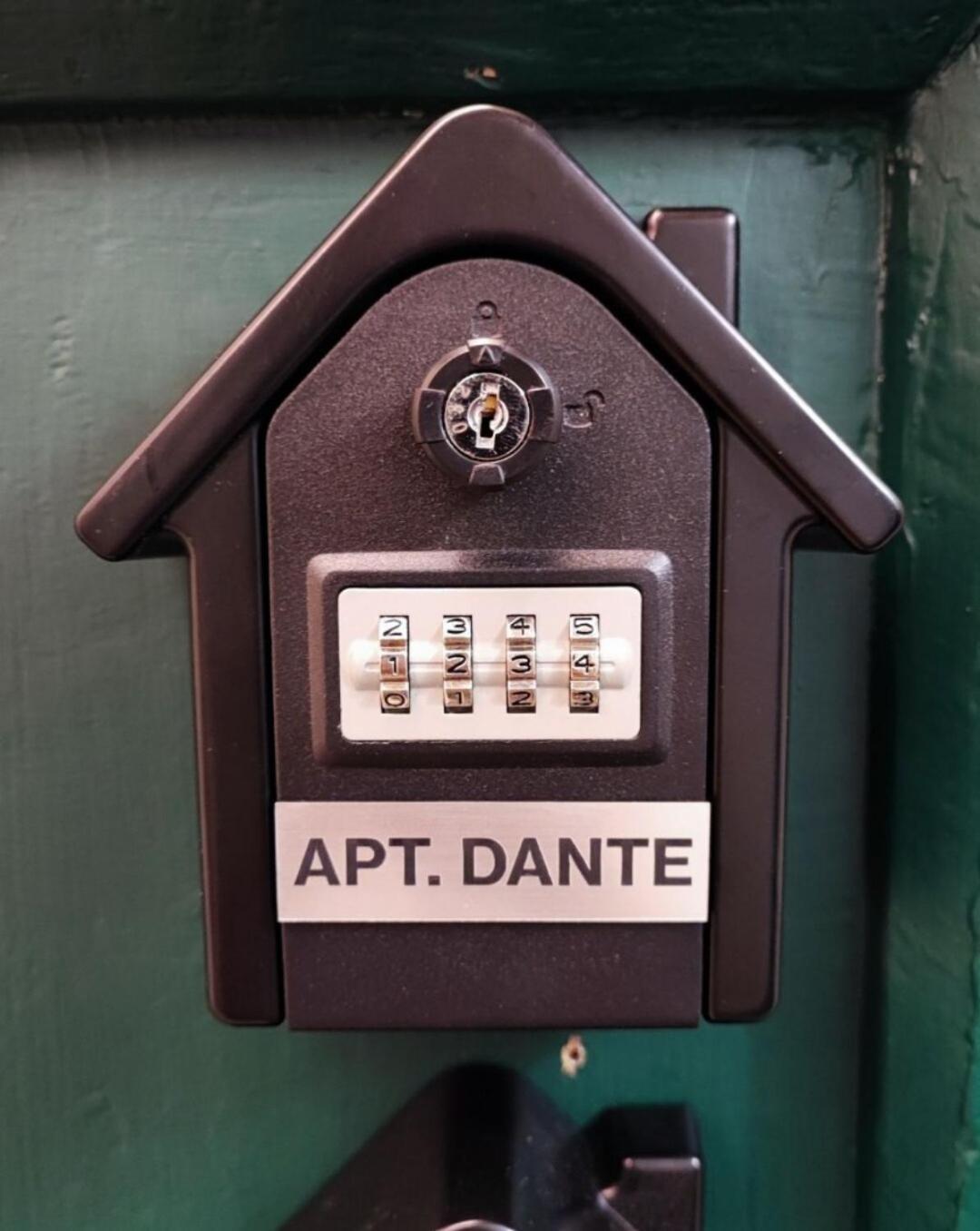 Appartamento Dante, In The Historic Center