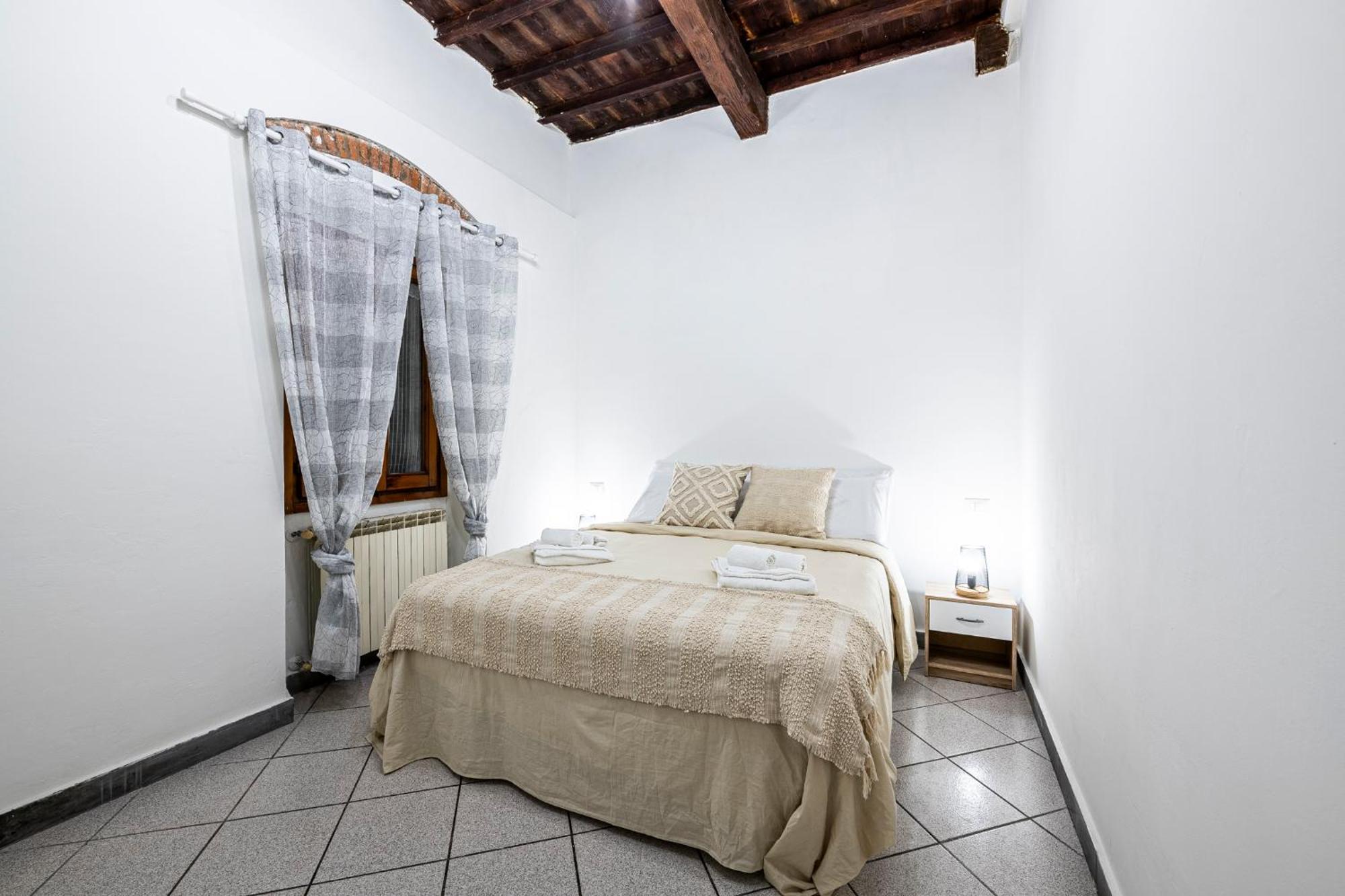 The Luxor - Rosina Apartment *