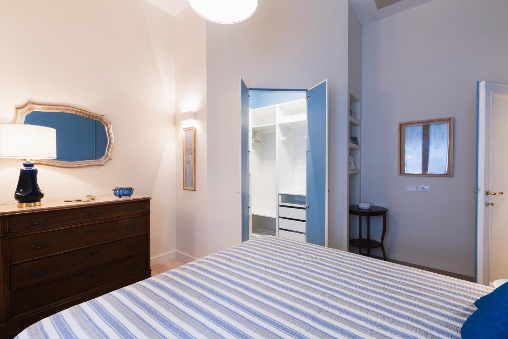 Cozy Olive Flat * Florence