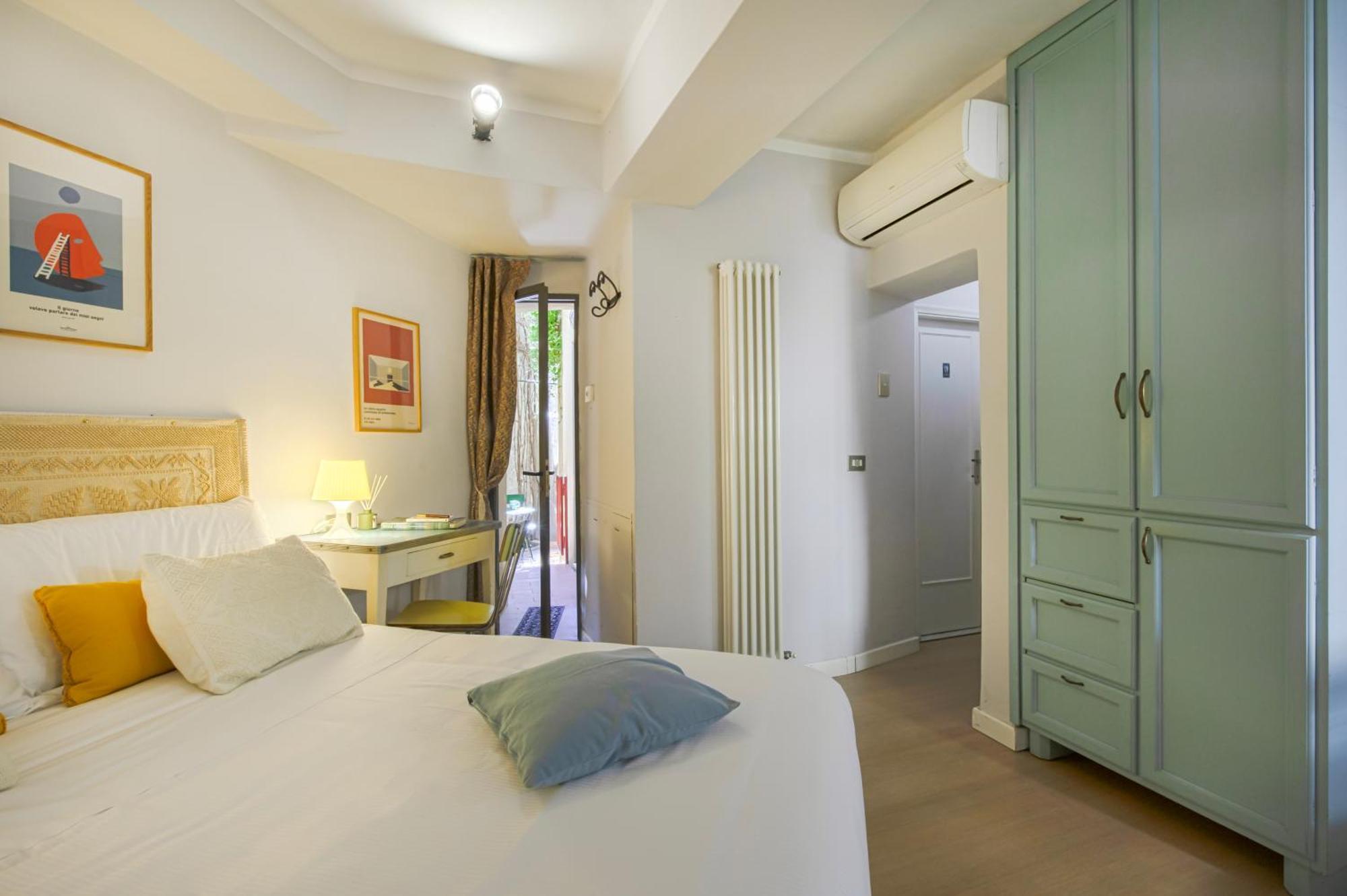 La Casina - Tintori * Florence
