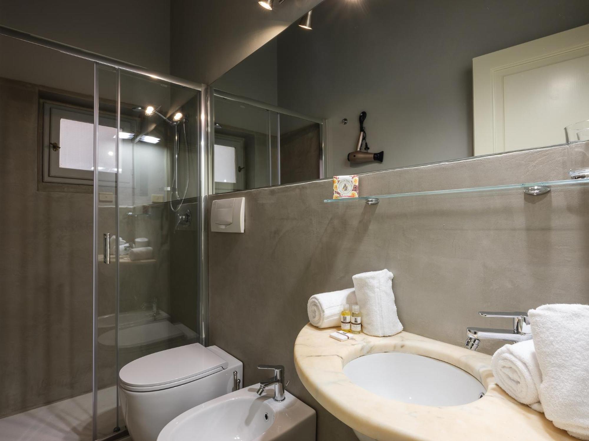 Apartment Beautiful Flat In Oltrarno Florence