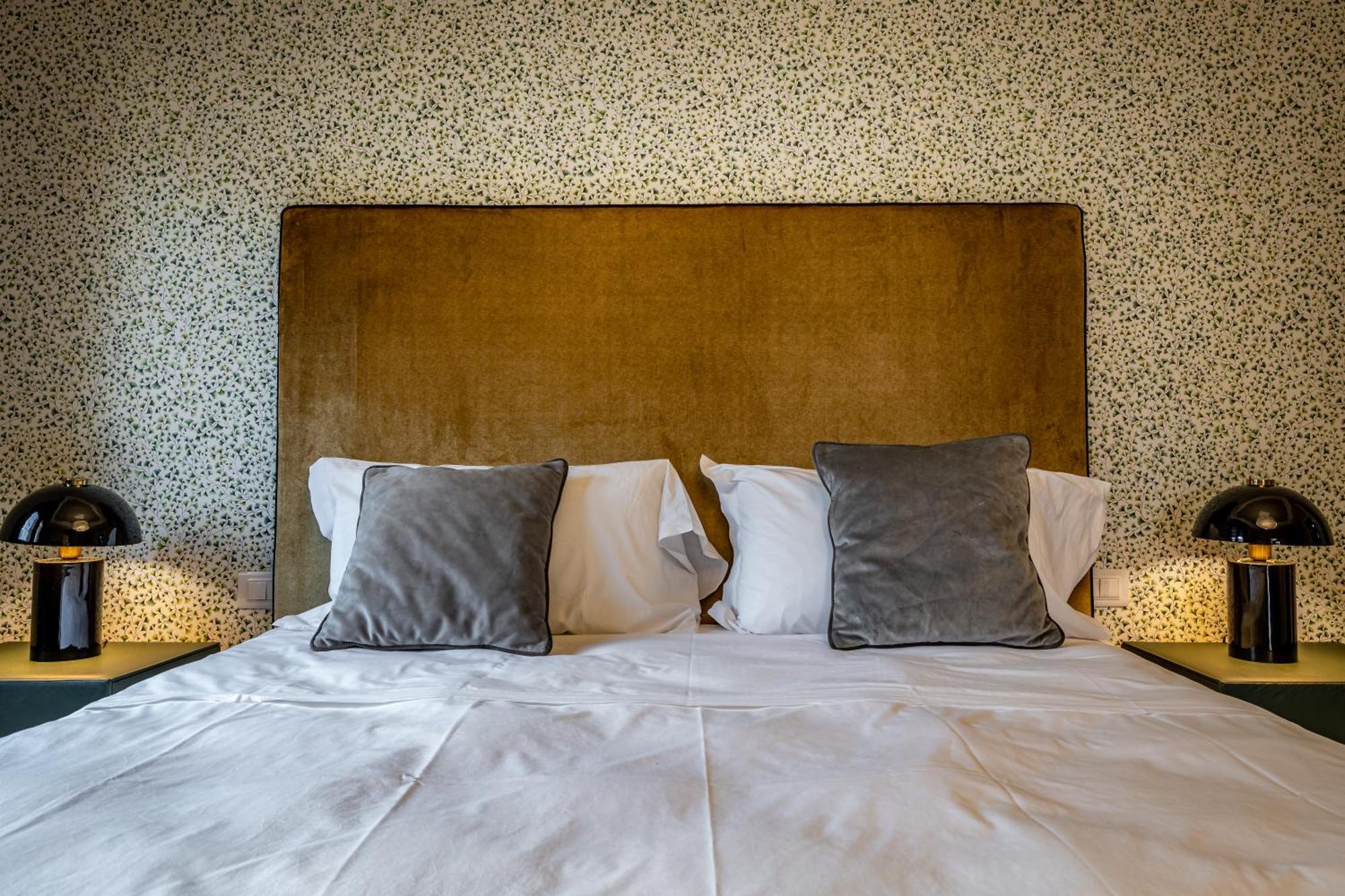 Yd Bright And Luxury Art Apartment