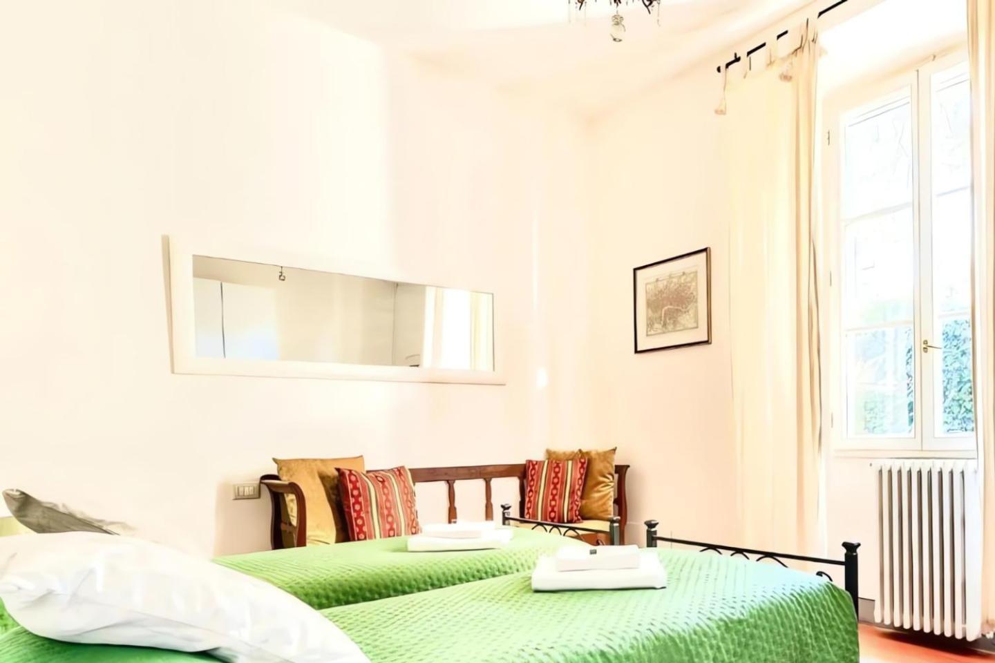 The Luxury Historic Palace Of Santa Croce *