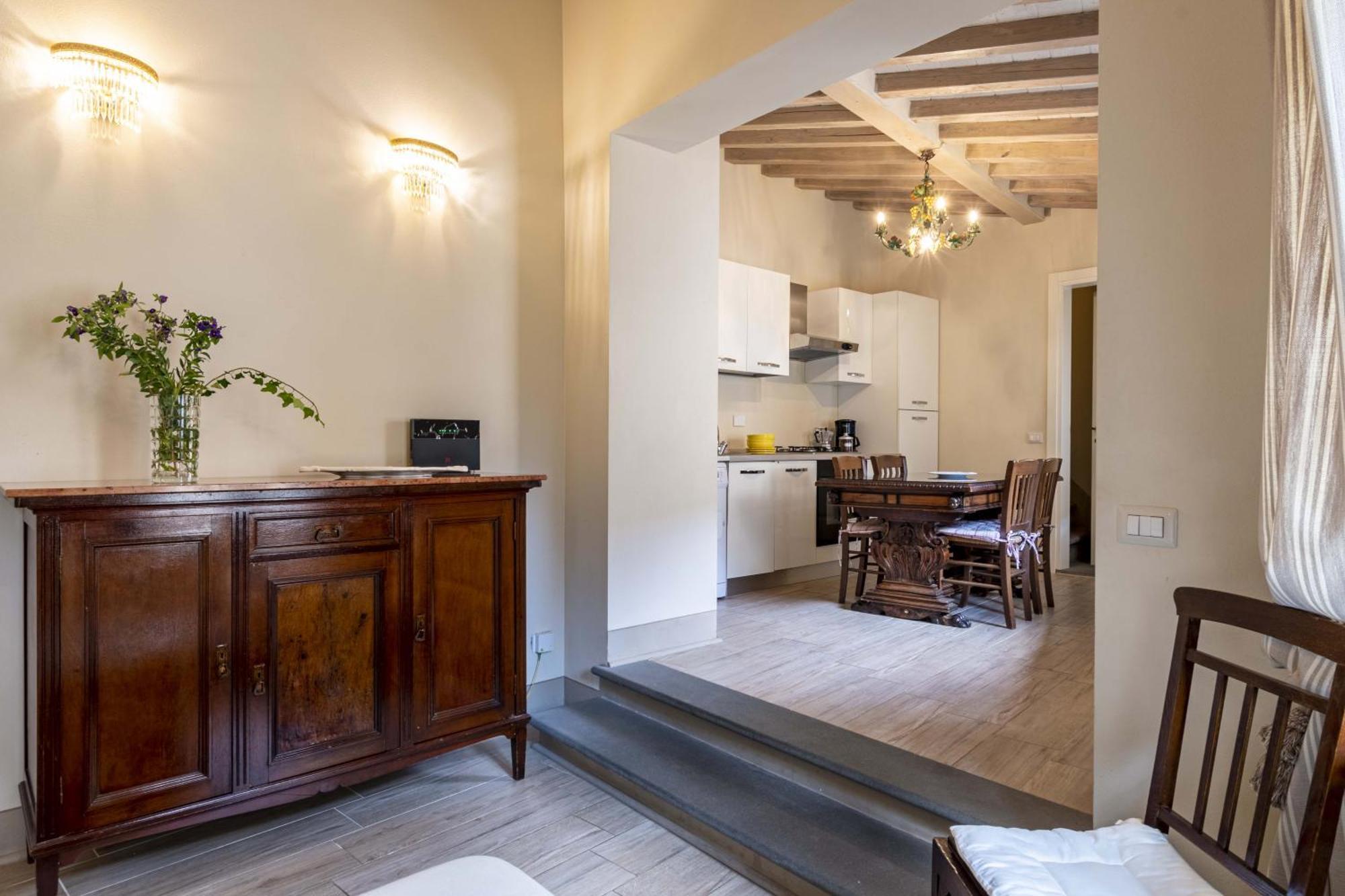 David - Michelangelo Apartment