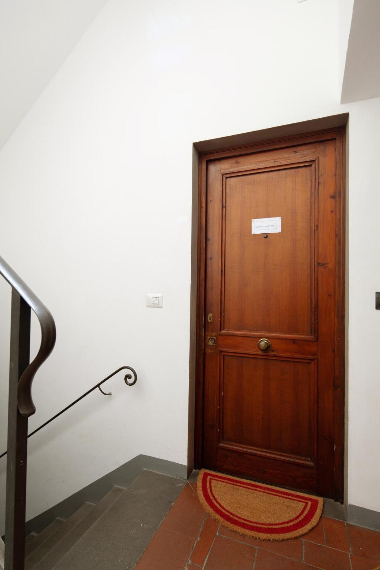 Apartment Aurora's, Renaissance Suite, Historic Apartment, Pivot Location, Few Walks From All, Ac Bedroom *