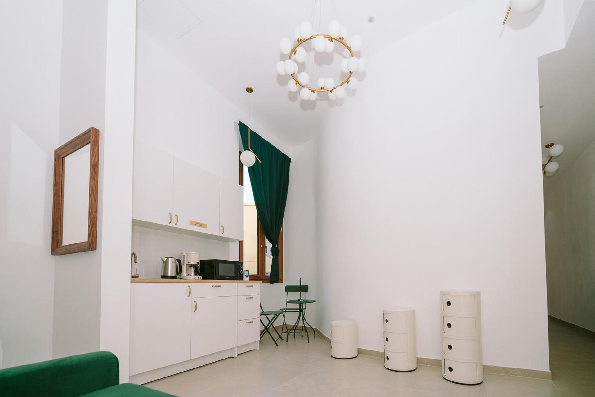 Guest house Opera House *