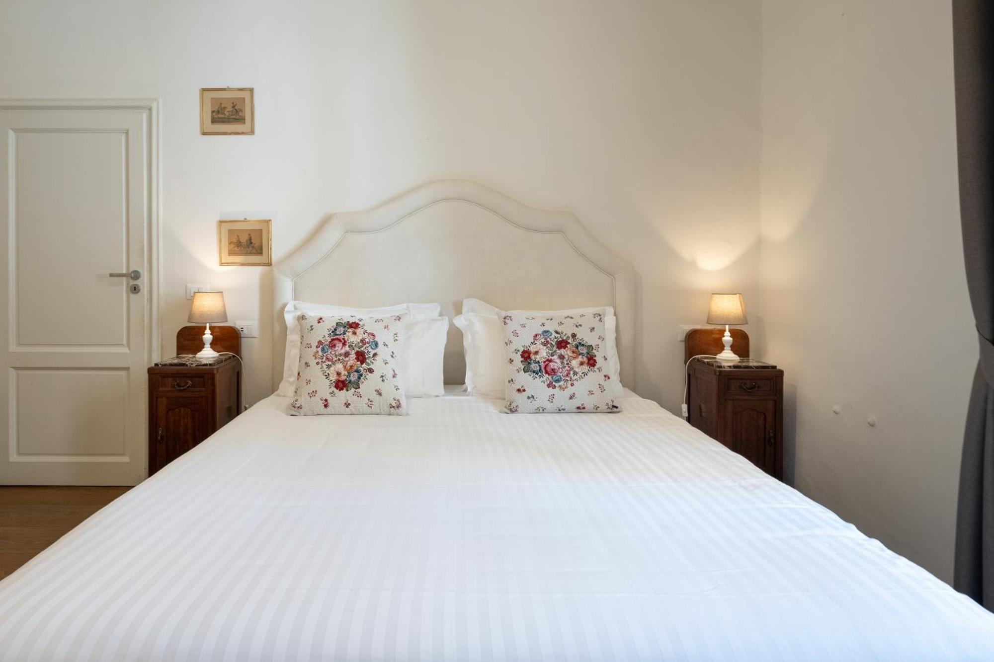 Palazzo D'ambra Residenza D'epoca Bed & Breakfast
