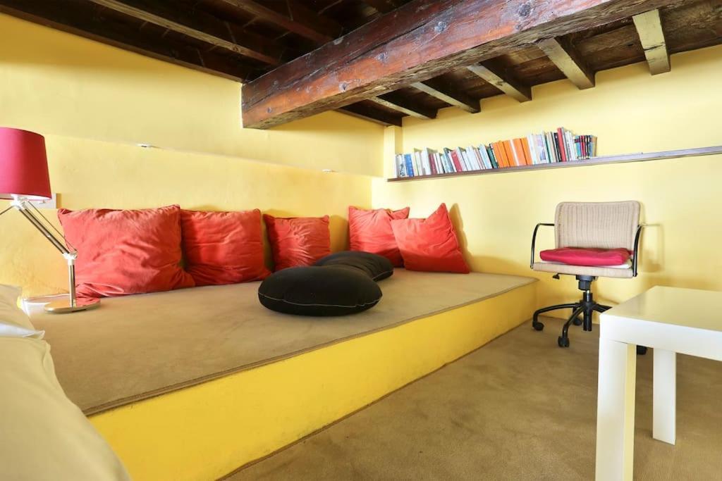 Relax Like Home, Via Ricasoli 6, Next To The Duomo Of Florence