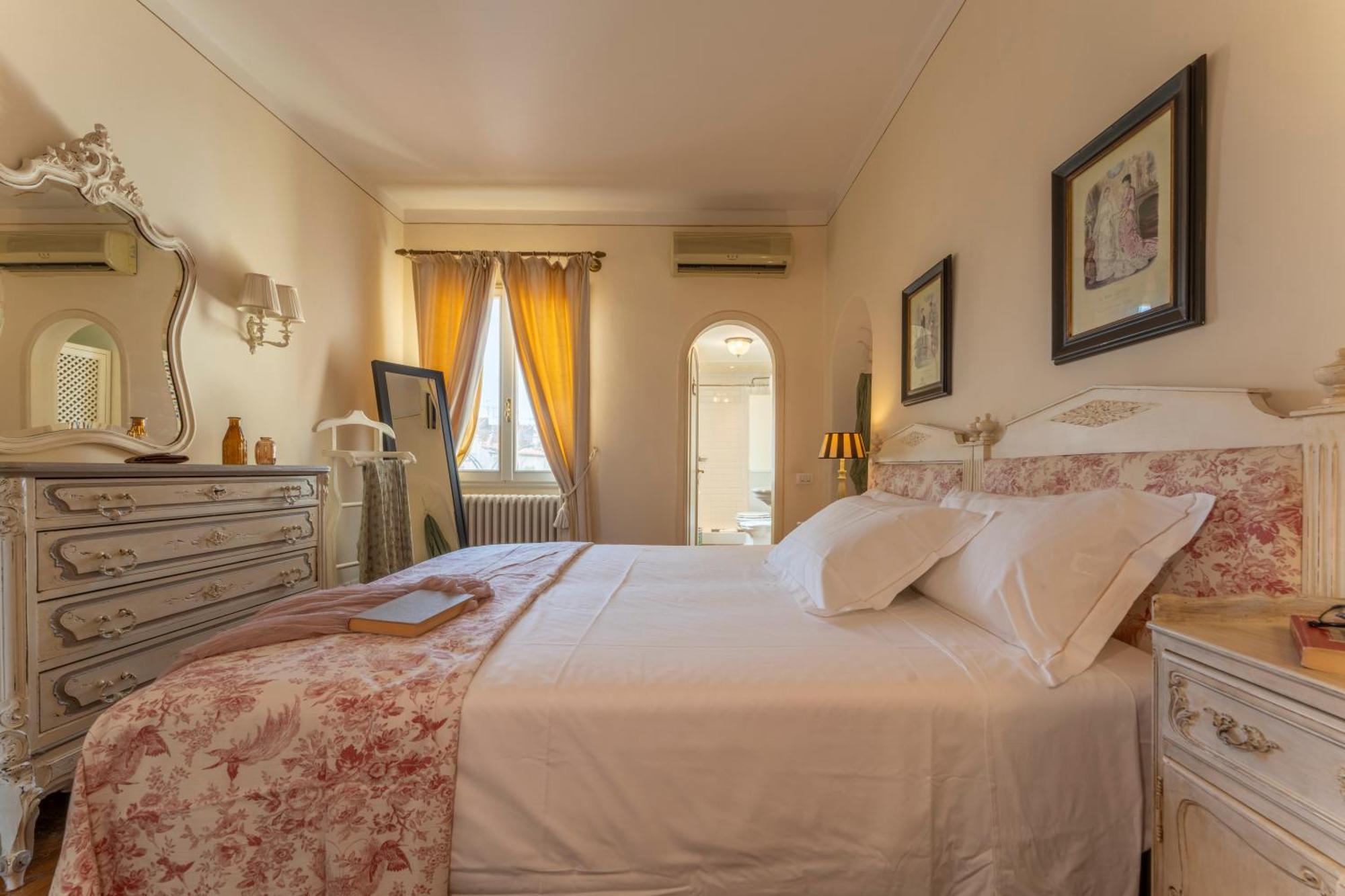 Apartment Cathedral Charme