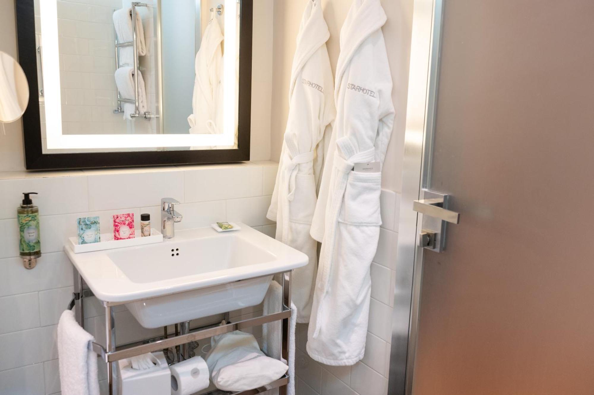 Starhotels Michelangelo Hotel 4*