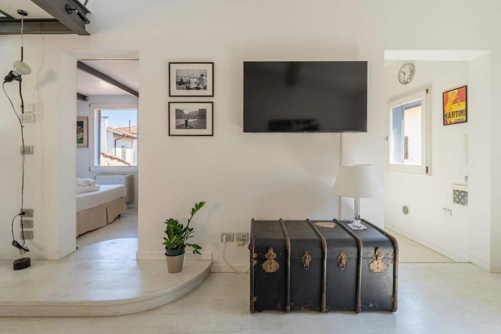 Lion 32 Apartment *