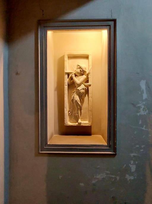 Apartment Lion 32 Florence