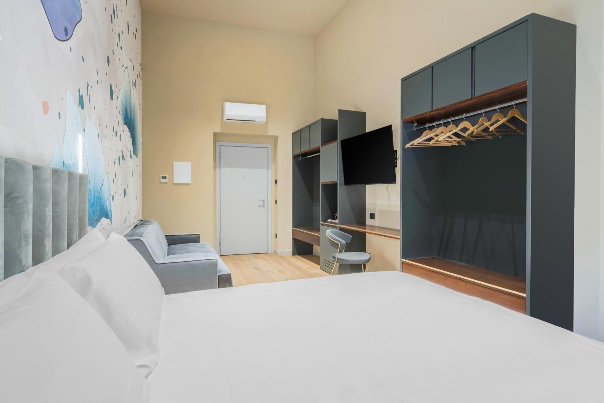 Hotel Adamas 3*