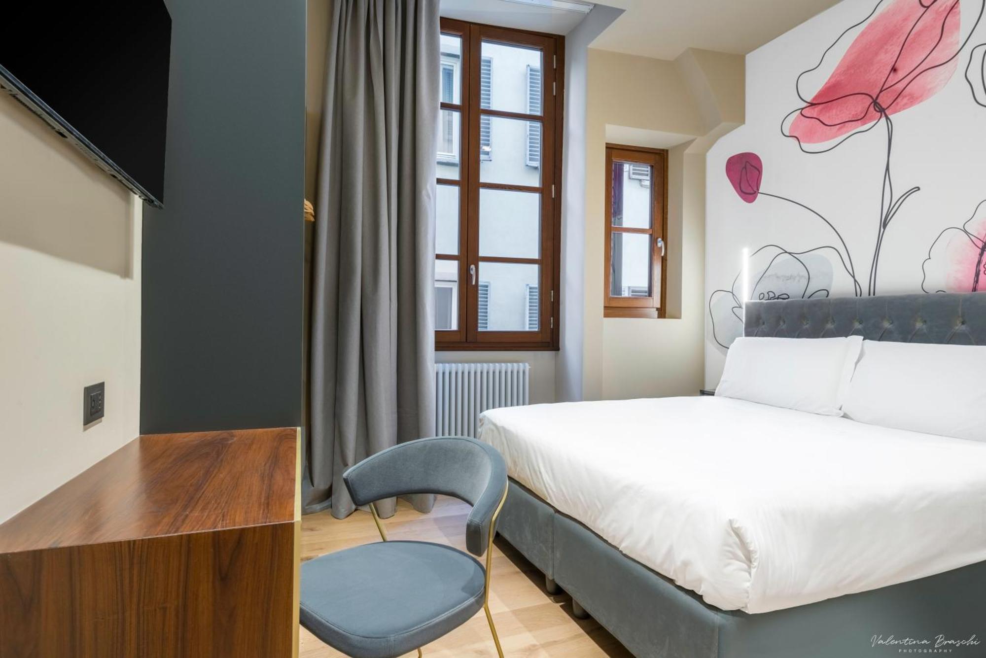 Adamas Hotel 3*