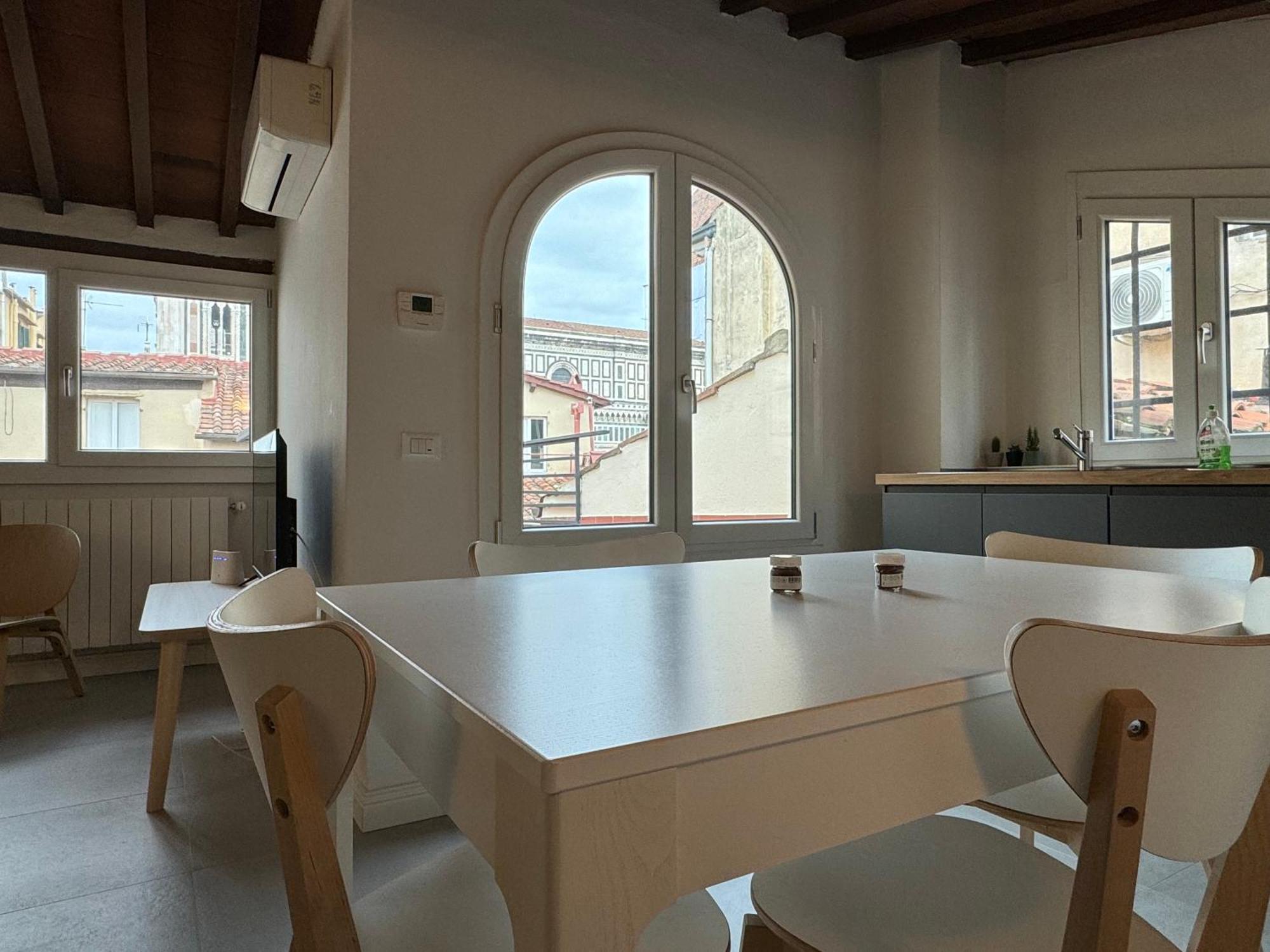 Rebecca Duomo View With Terrace