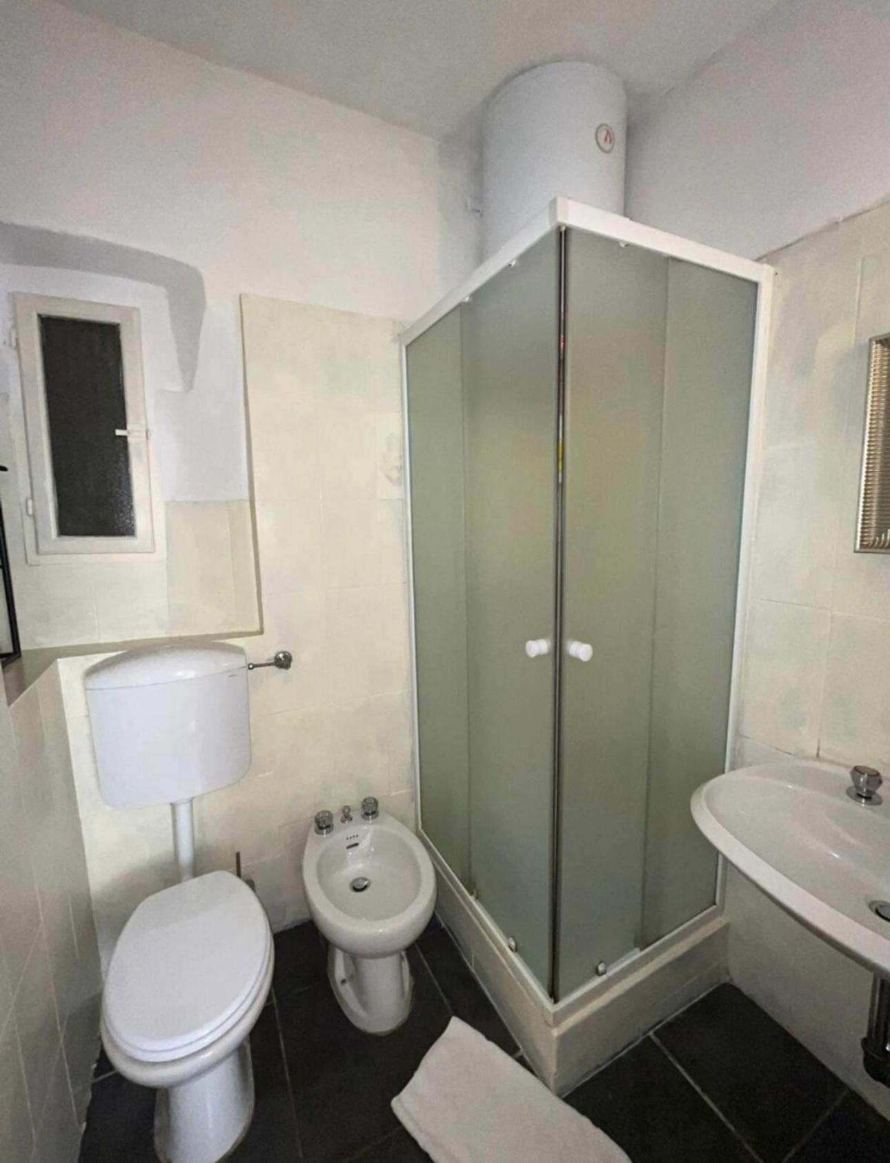 Leone Aparthotel Florence