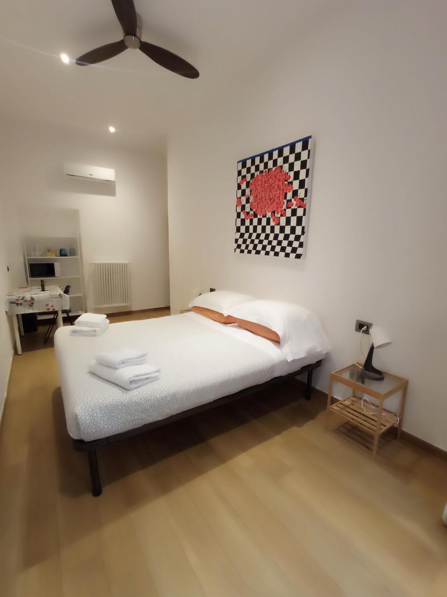 Amalia - Via San Zanobi Bed & Breakfast Florence