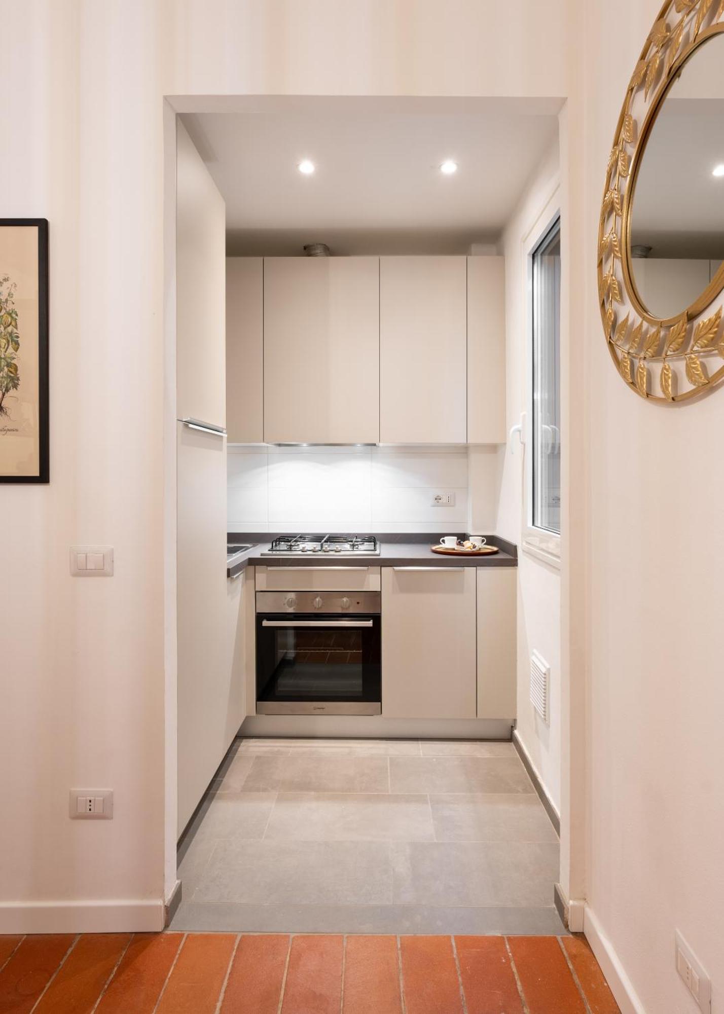 Apartment Via Palazzuolo 87 - Charming - Newly Renovated Elegance And Style Near Station