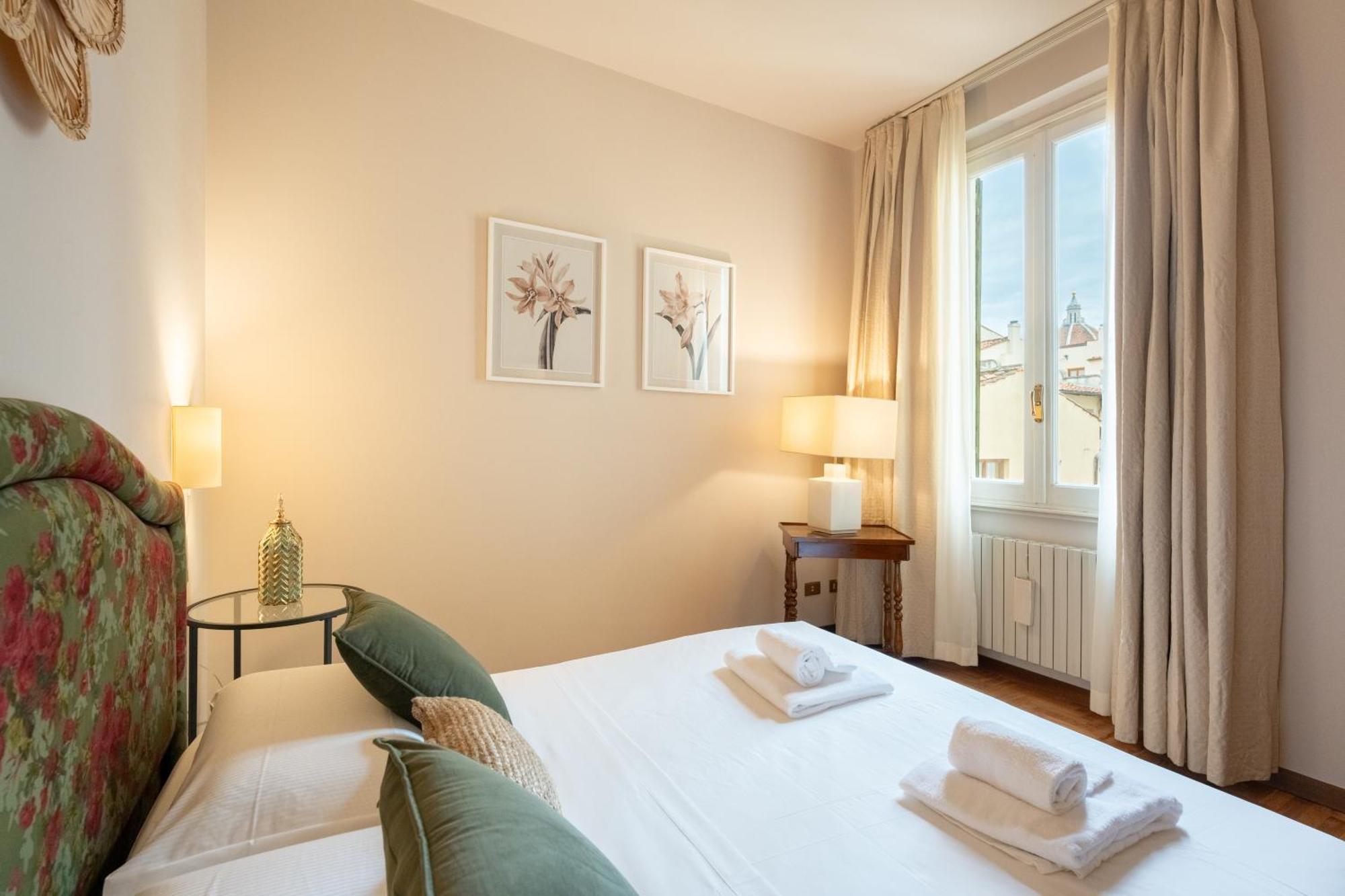 Via Panzani 16, 3th Floor - Antonella - Elegant & Spacious, 3-bedroom In Historic Center * Florence