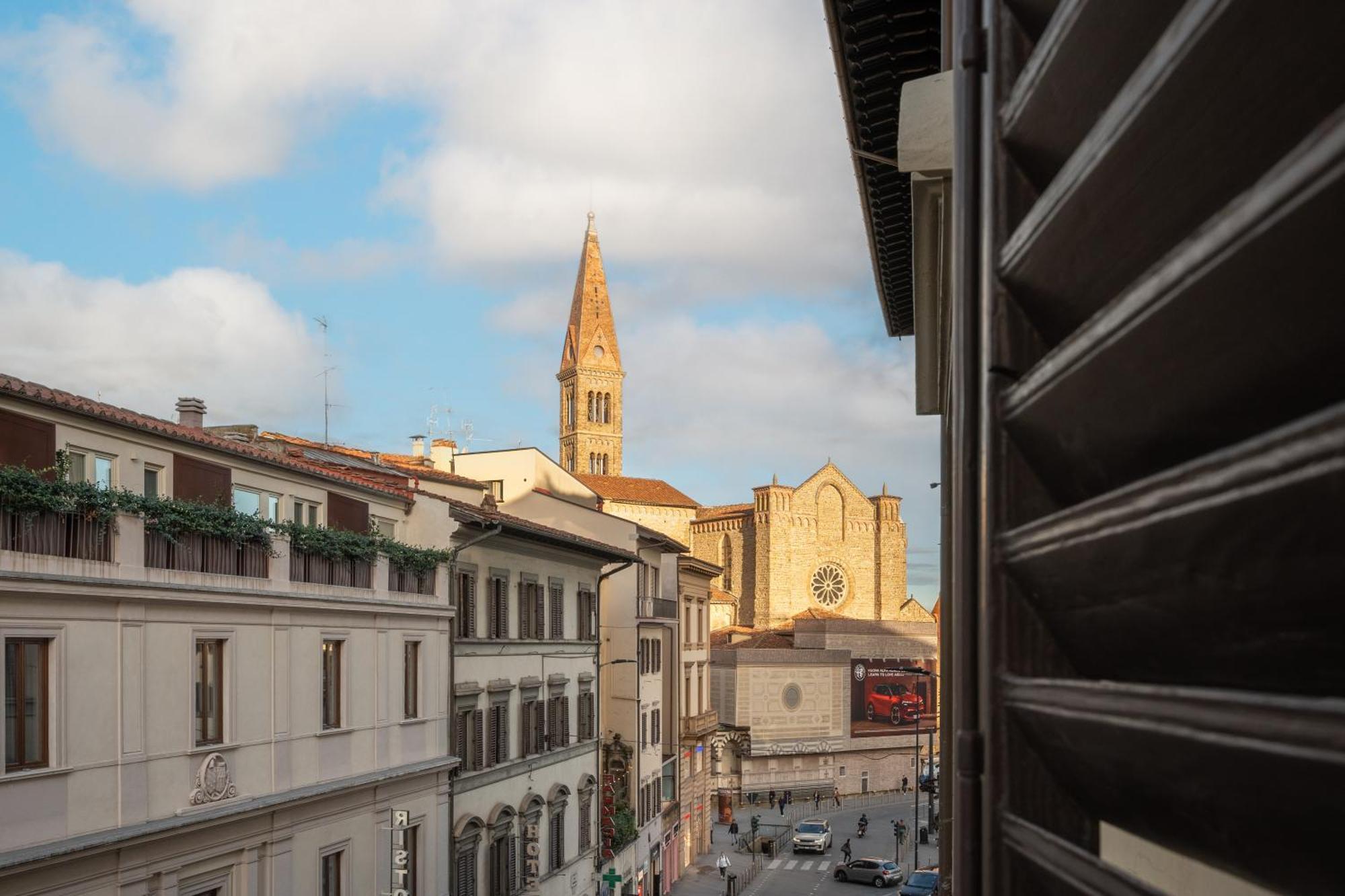 Via Panzani 16, 3th Floor - Antonella - Elegant & Spacious, 3-bedroom In Historic Center Apartment Florence