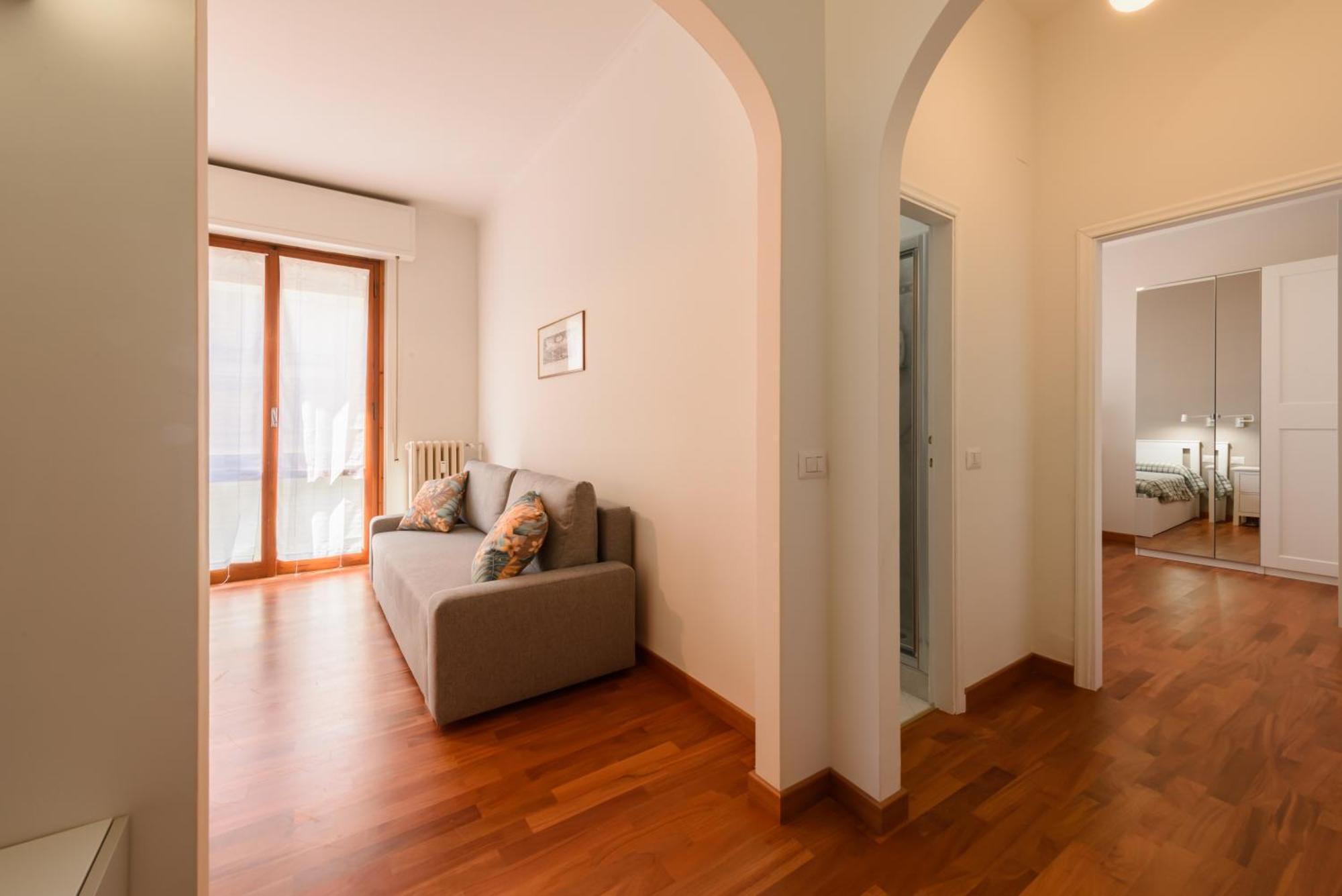 The Luxor - Casentino 8 * Florence