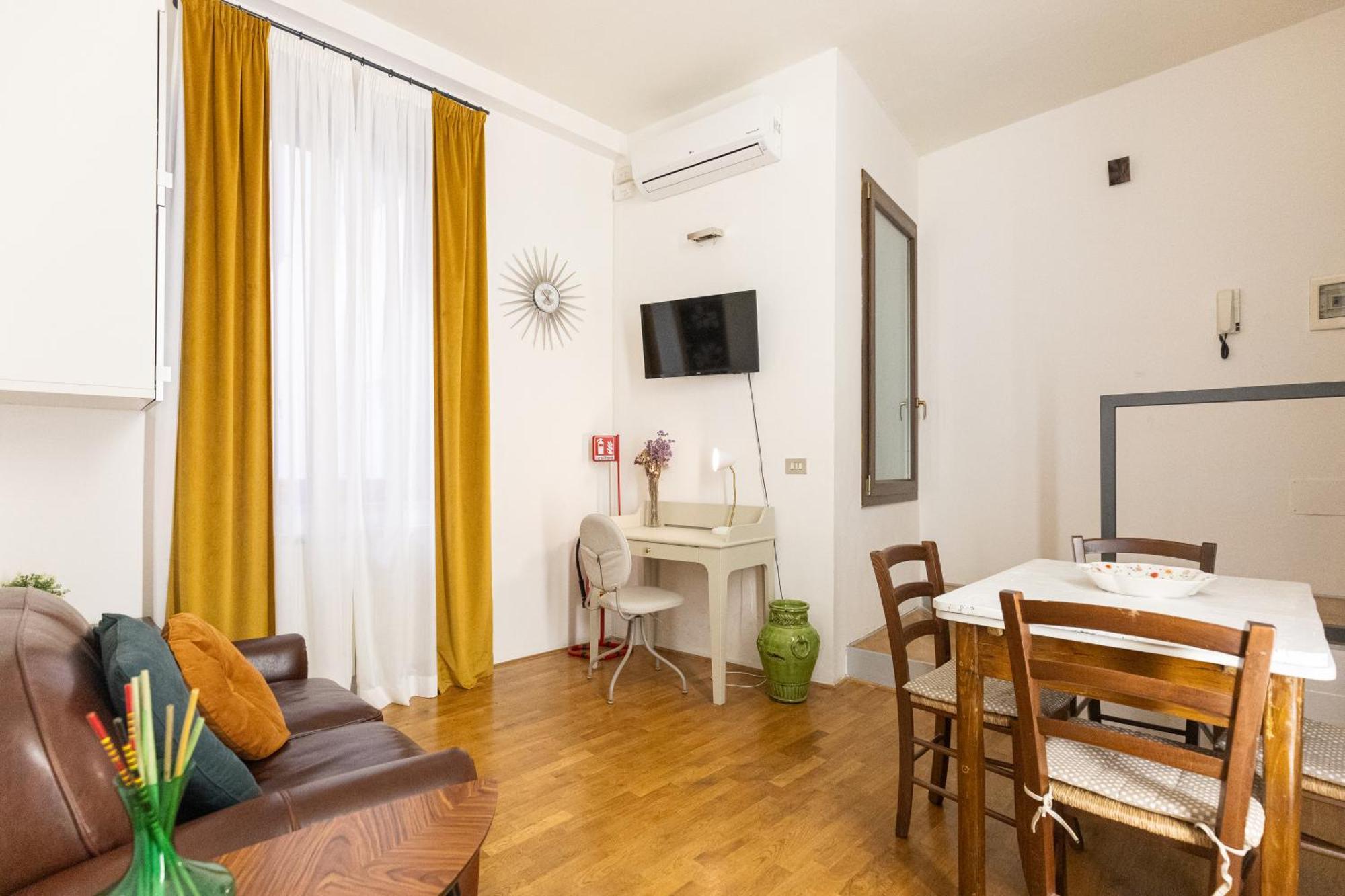 Apartment Ponte Vecchio Luxury Retreat Florence