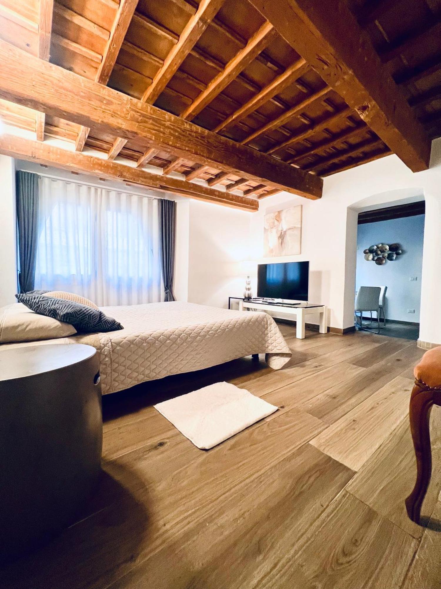 Palazzovilla Historic Building Luxury * Florence