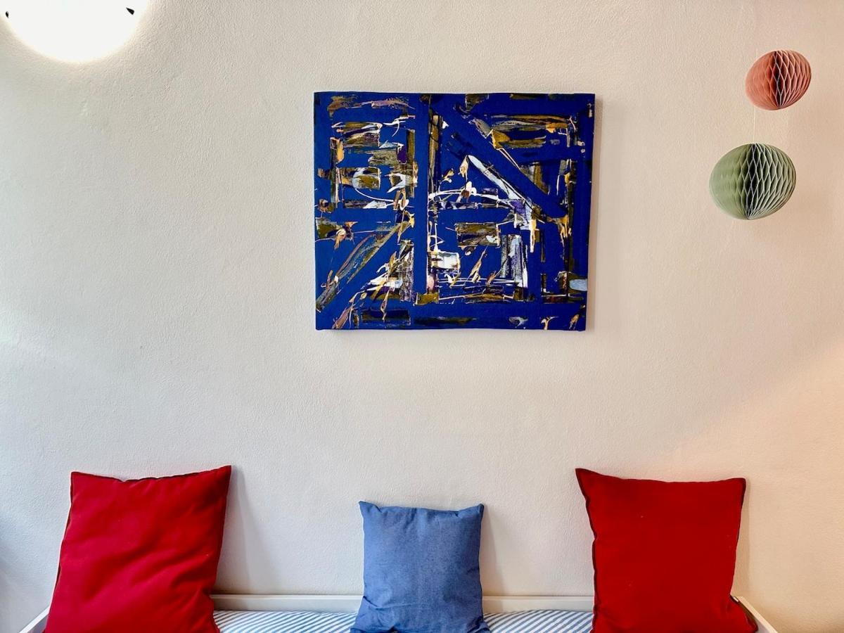 Old Sweet Florence- Art Apartment