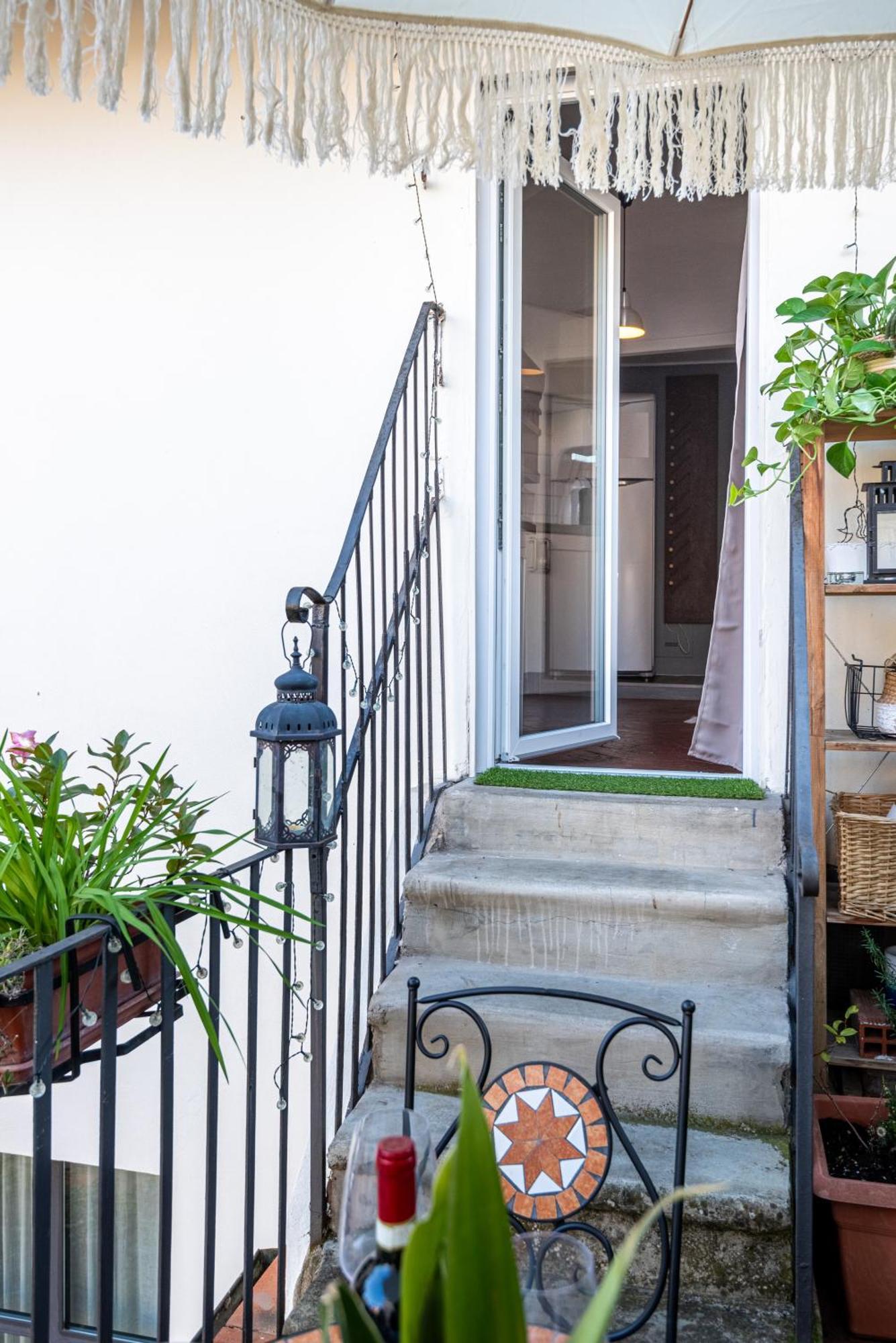 Apartment House Of Happy With Terrace Florence