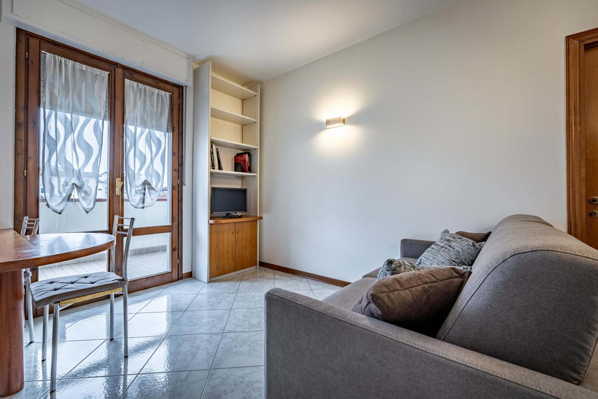 Yd Quiet Leopolda With Parking Firenze