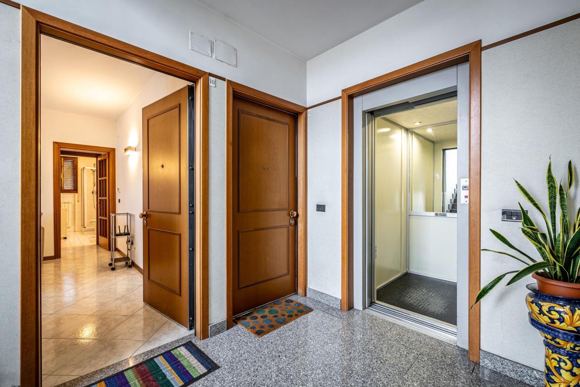 Yd Quiet Leopolda With Parking *