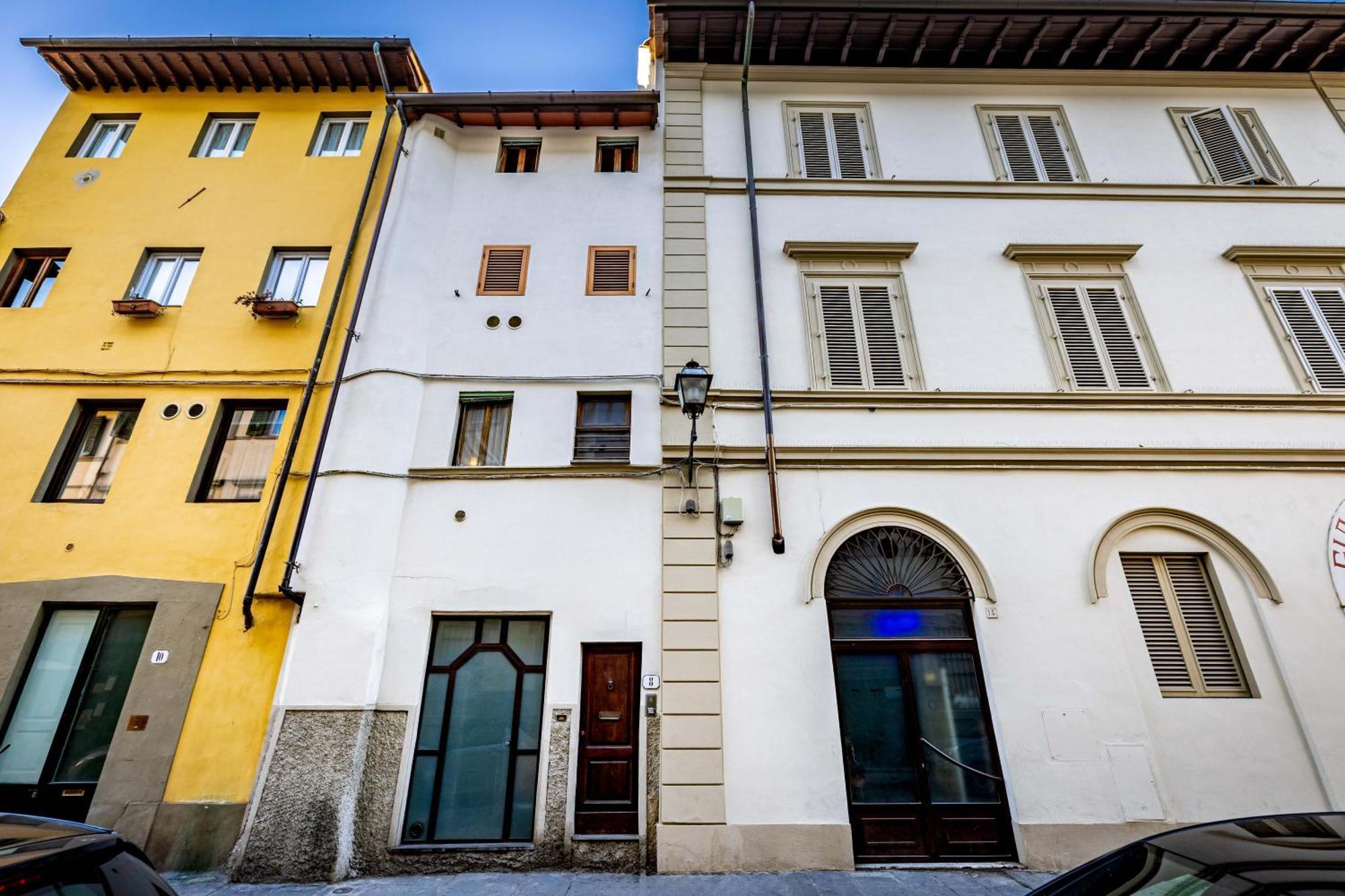 Roommo Carmine * Florence