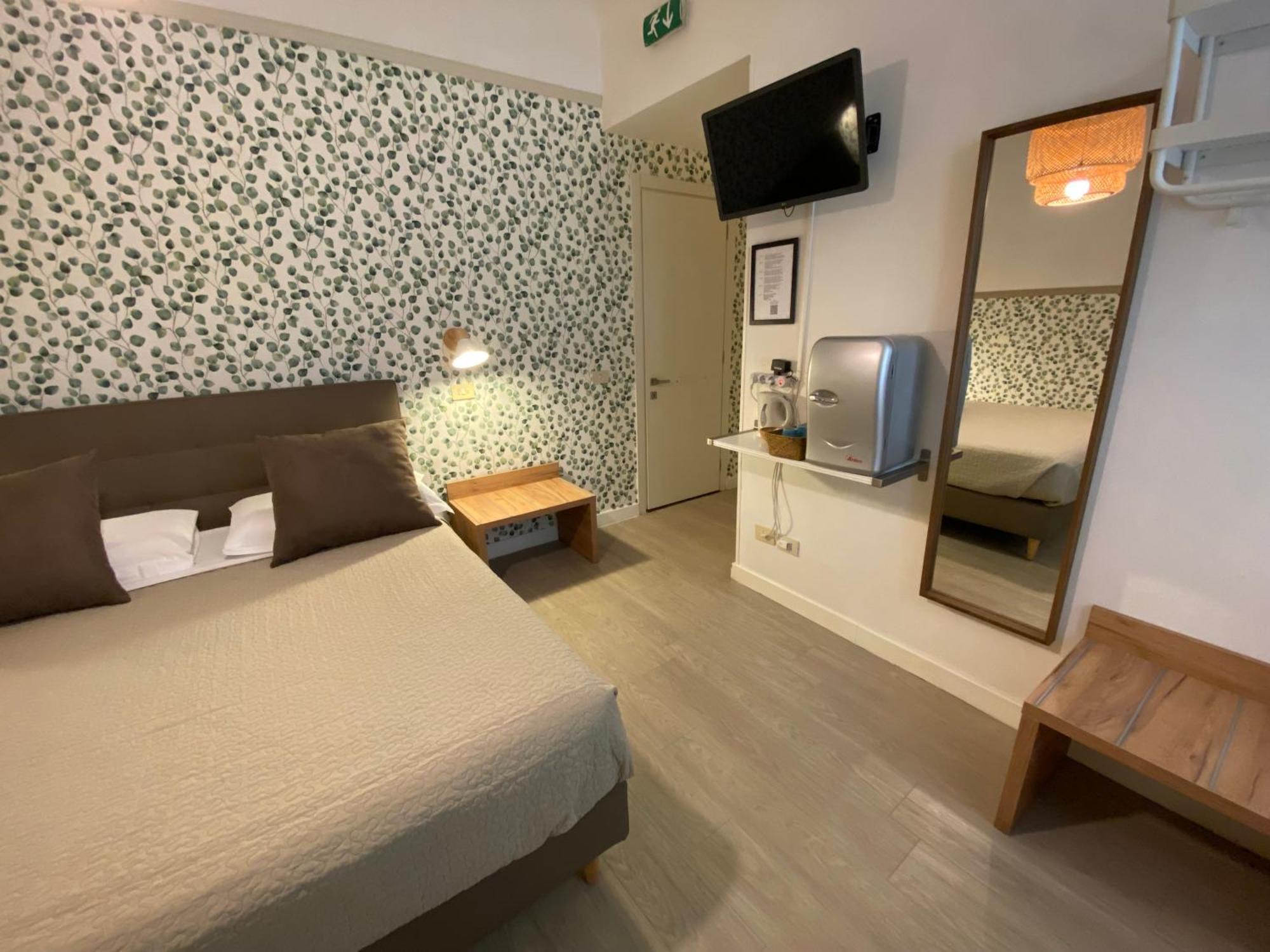 Nella Hotel *