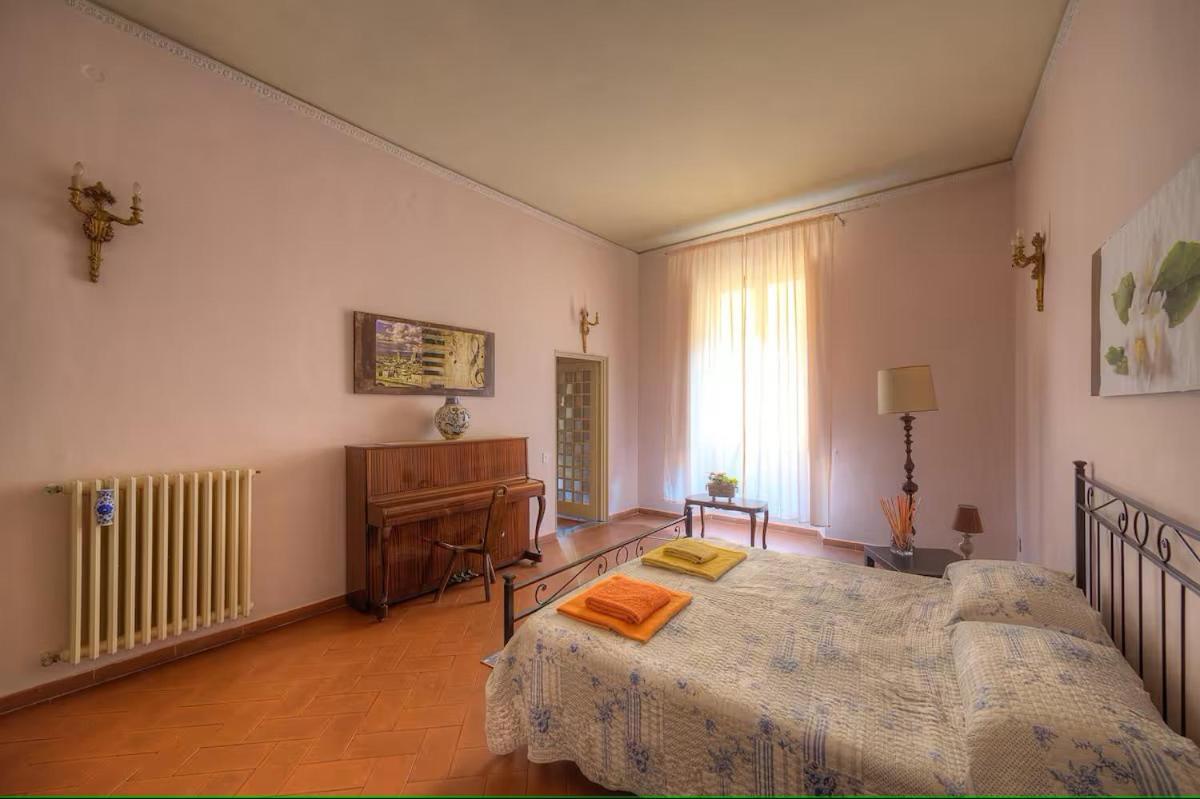 Historical Building Charming Apartment