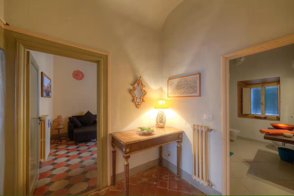 Apartment Historical Building Charming *