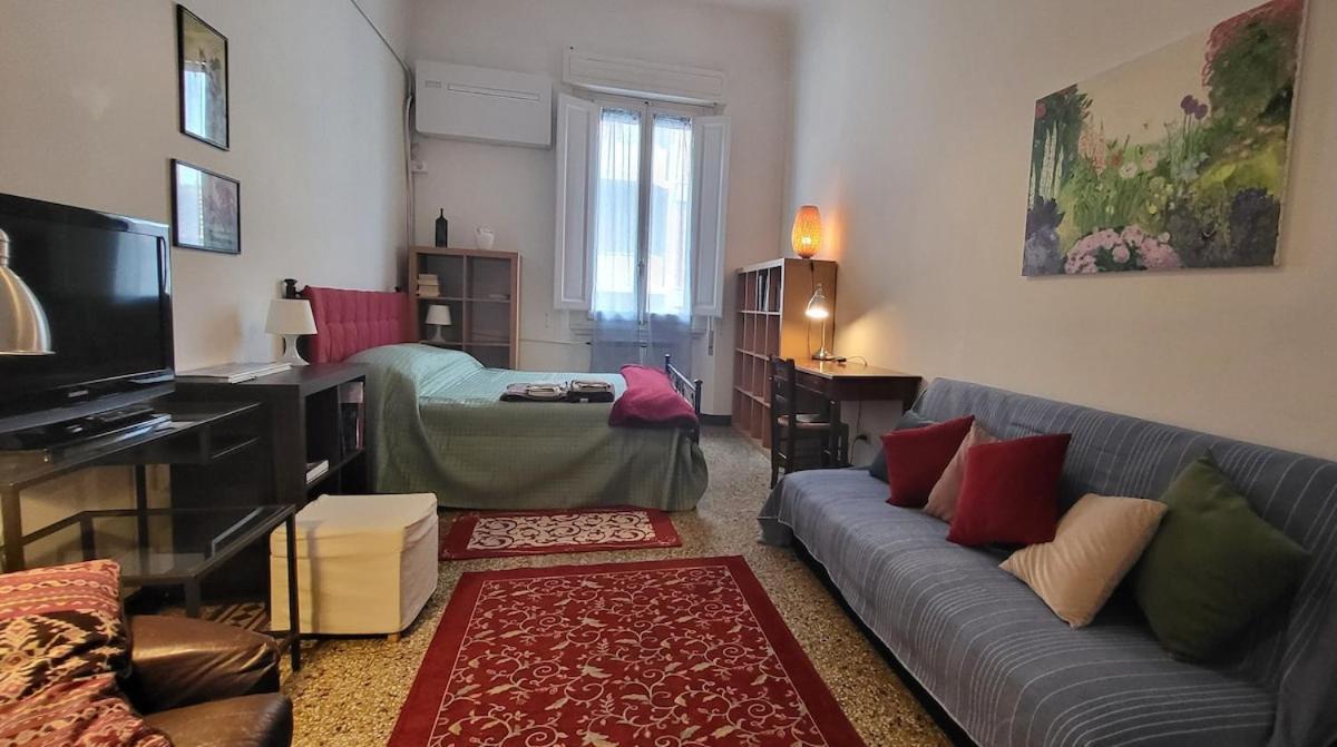 Bright Close To Downtown Appartamento Firenze