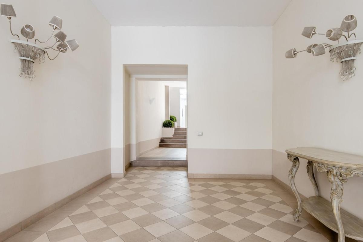 Stylish Terrace On Boboli Gardens Apartment *