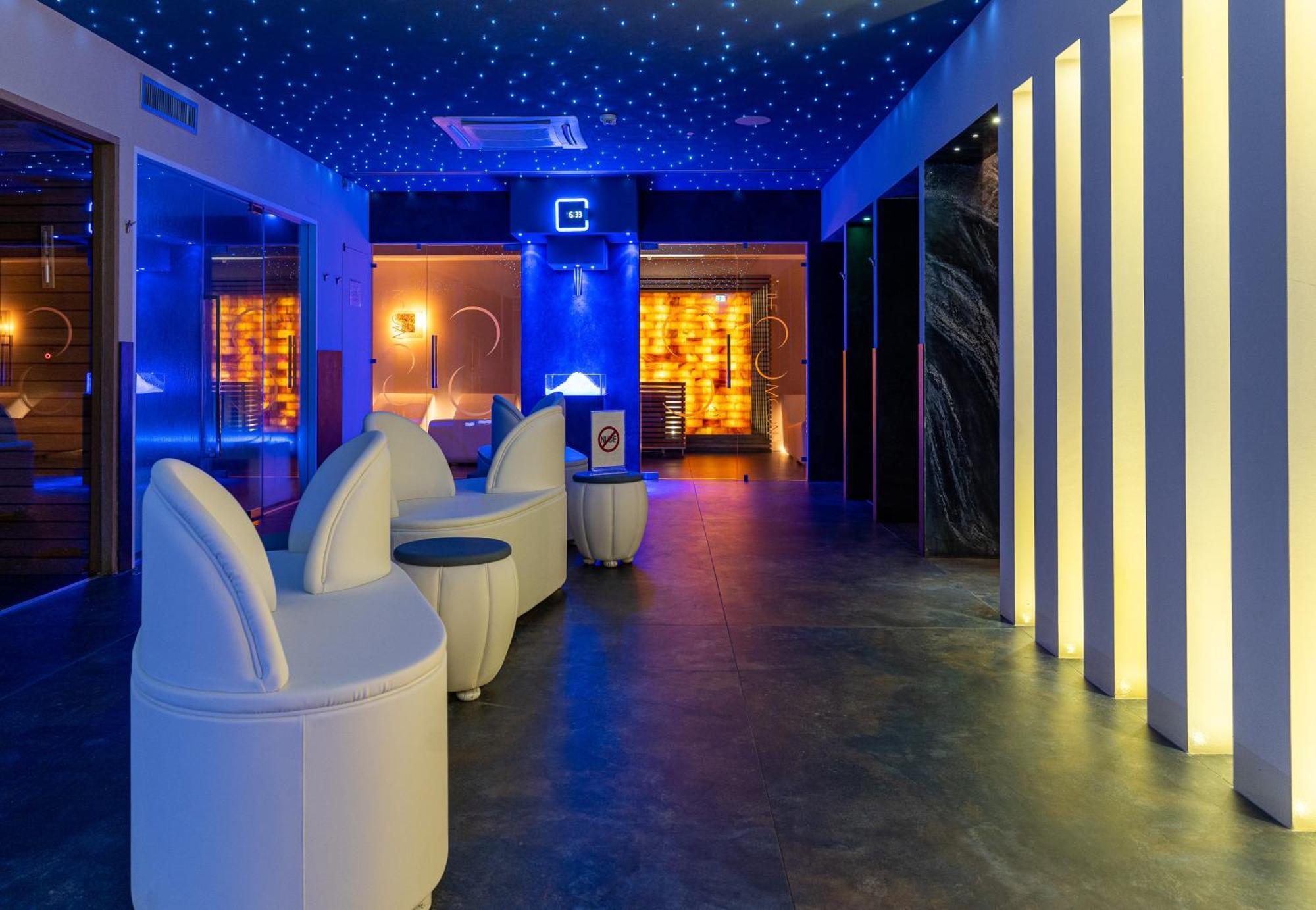 Hotel The Moon Boutique &
