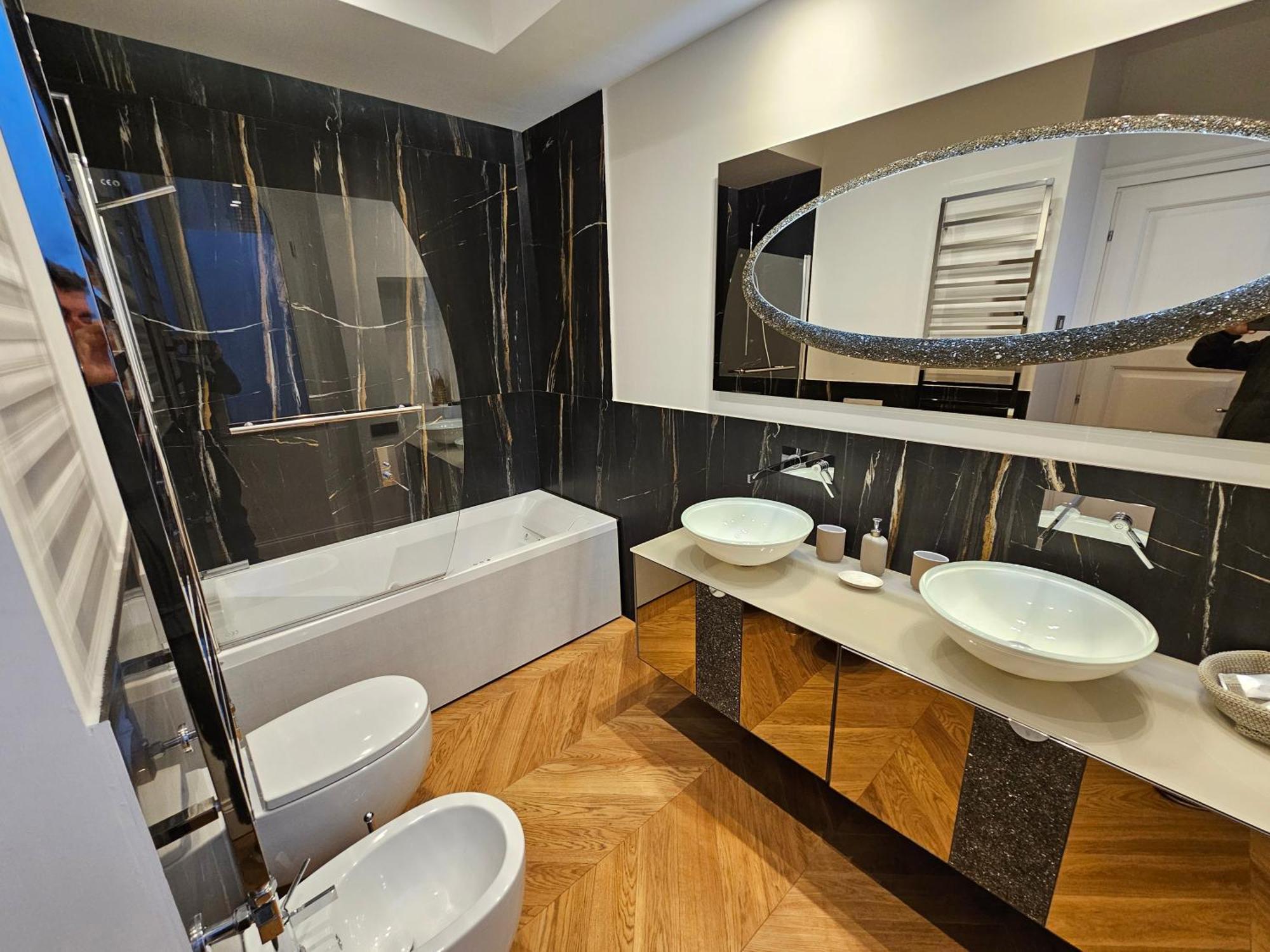 Caterina De' Medici Luxury Attic With Terrace And Parking Apartment *
