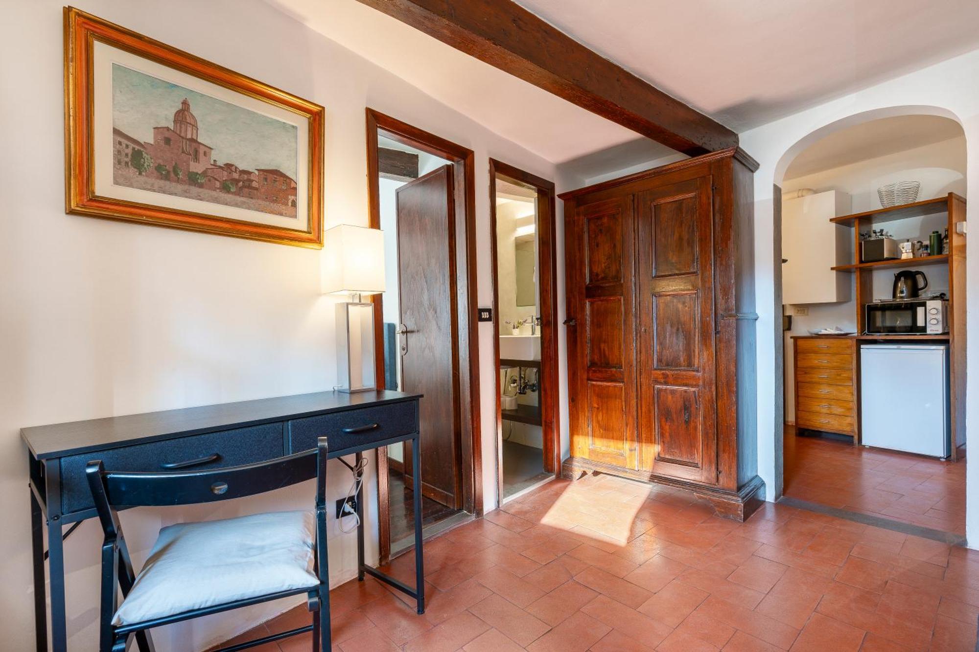 Lungarno View Apartment Florence