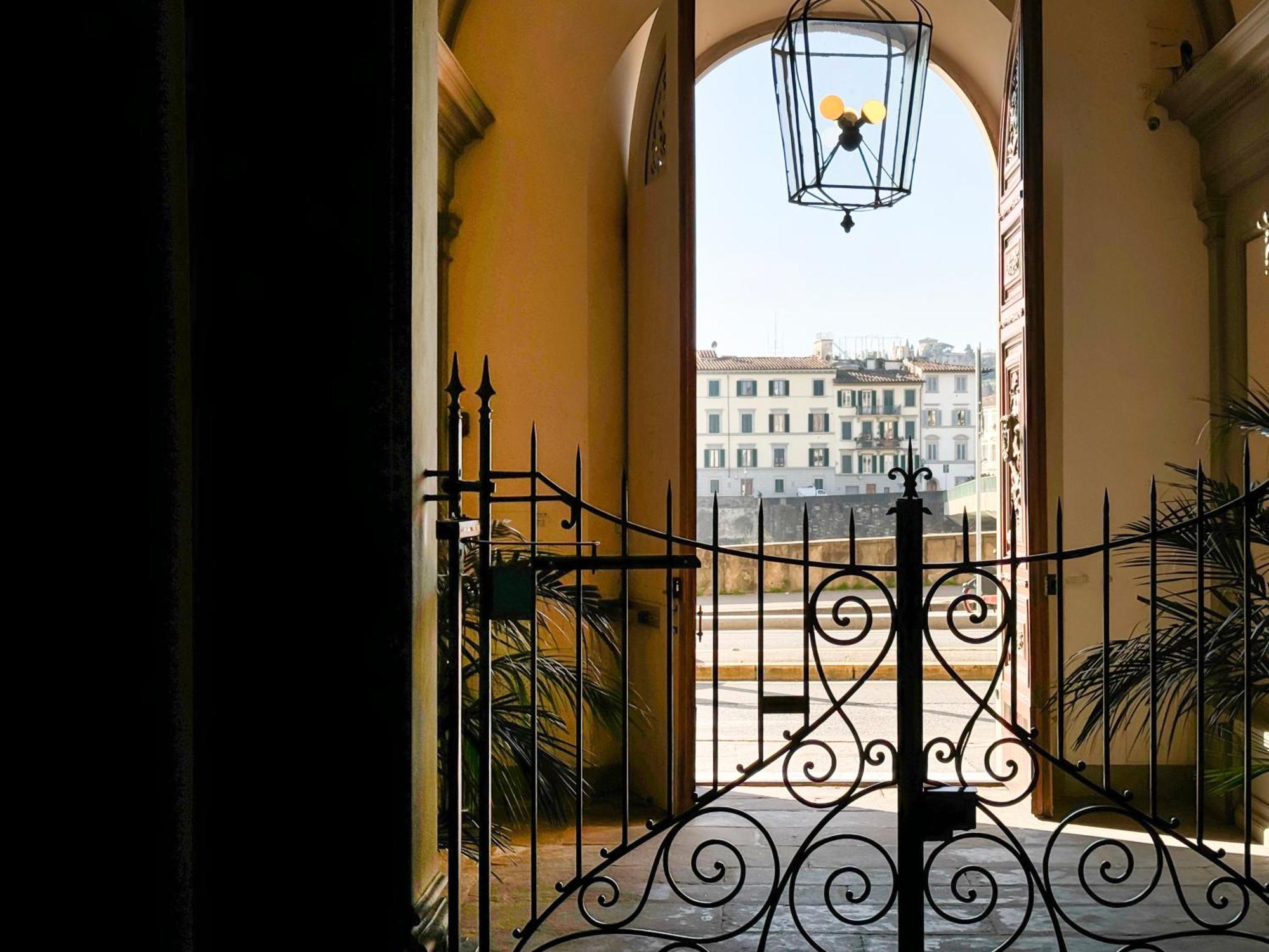 Lungarno Prestige - Residenza Nobiliare Appartamento Firenze