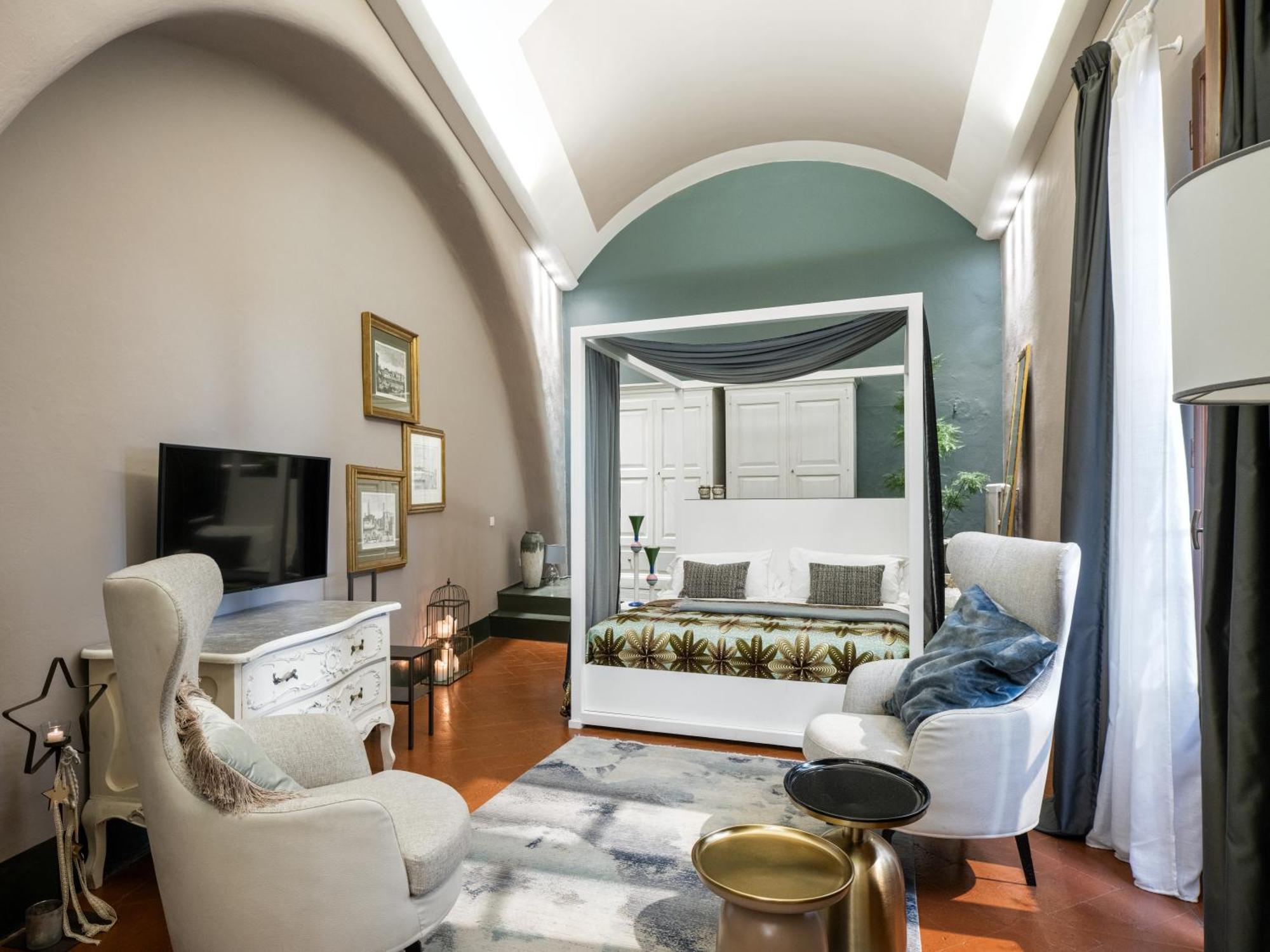 Canto Degli Scali Firenze